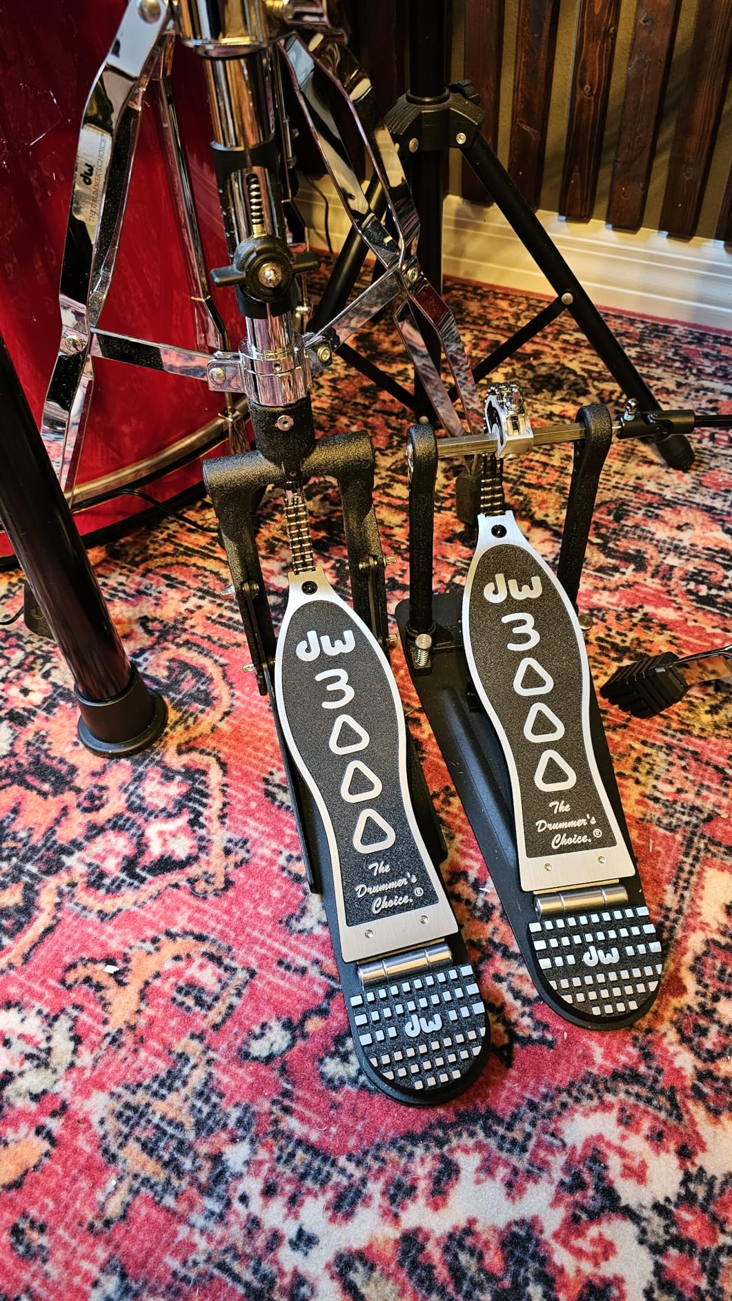 DW Hardware 3000 Series 2-Leg Hi-Hat Stand (DWCP3500TA), Chrome customer photo 1