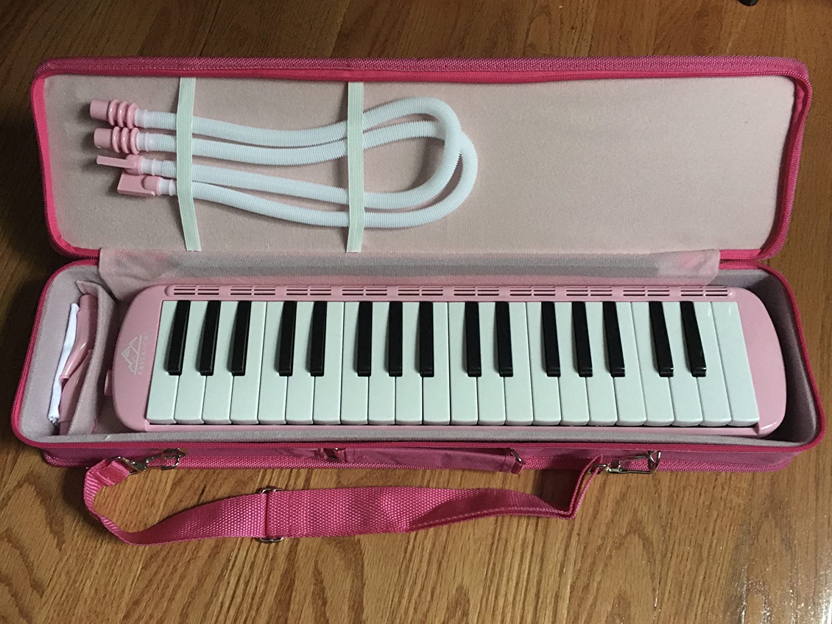 EASTROCK 32 Key Melodica Instrument Air Piano Keyboard Soprano Melodica with 2 Mouthpieces Tube Sets Carrying Bag for Beginners Adults Gift Black customer photo 2