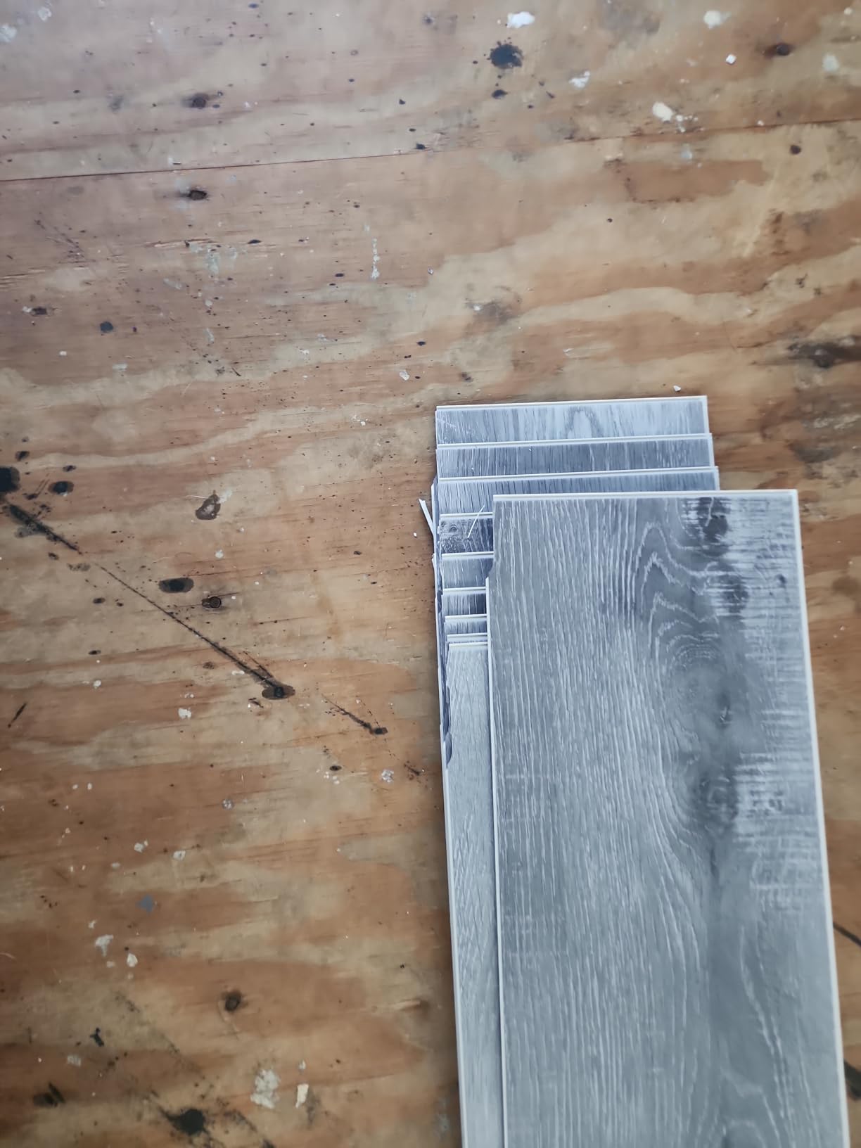 24.5 Sq.Ft. 7 5/16