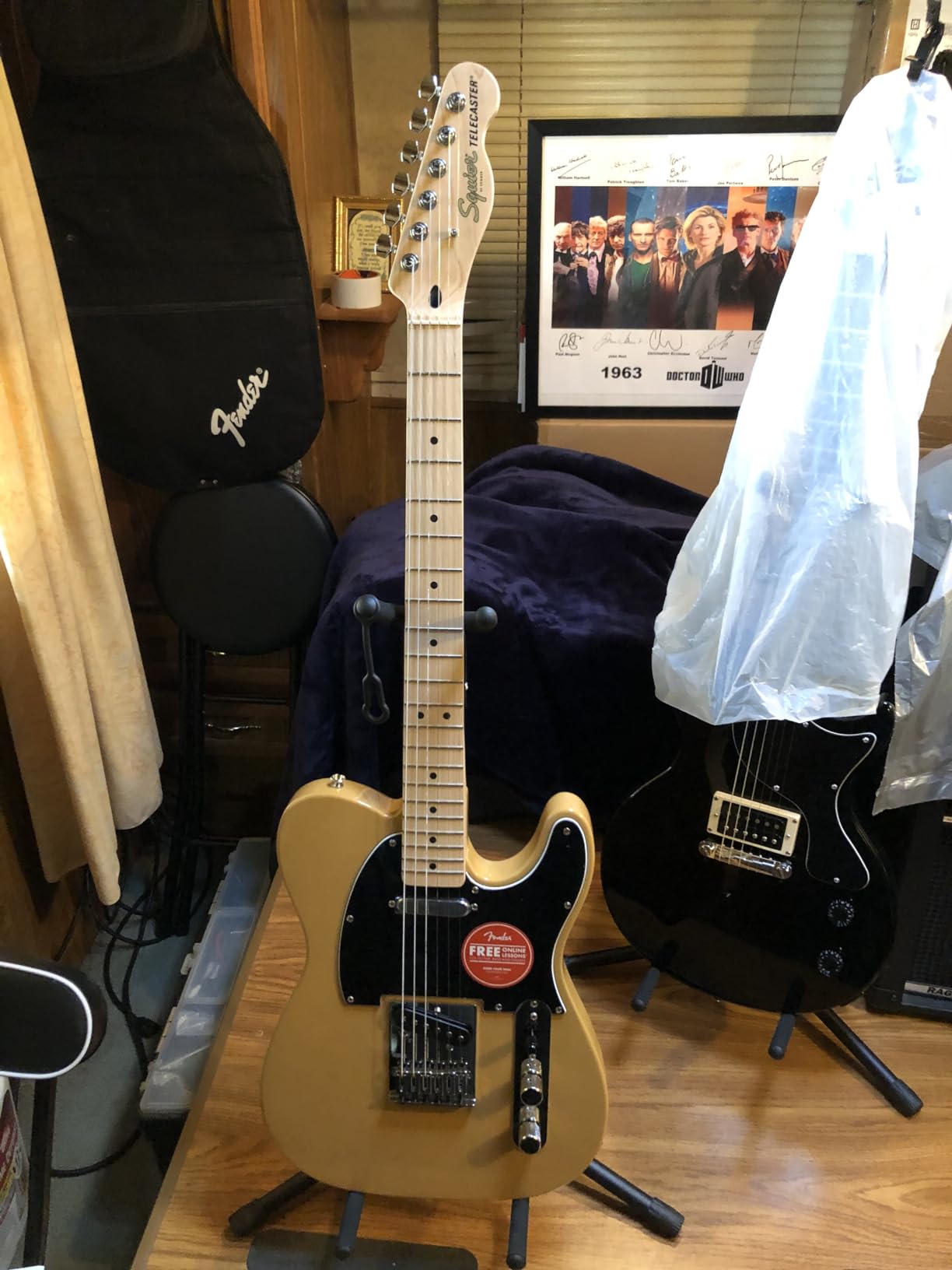 Squier Affinity Series Telecaster Electric Guitar, with 2-Year Warranty, Butterscotch Blonde, Maple Fingerboard customer photo 4