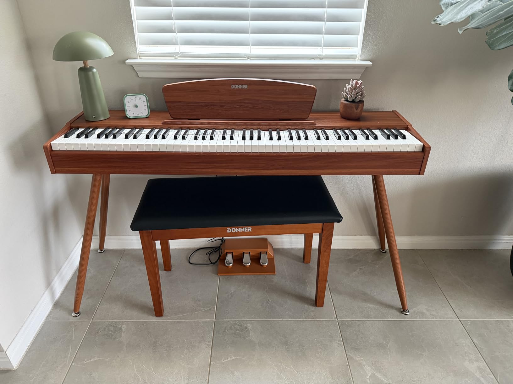Donner DDP-80 Digital Piano 88 Key Weighted Keyboard, Full-size Electric Piano with Sheet Music Stand, Triple Pedal, USB-MIDI, Retro Wood Color customer photo 1