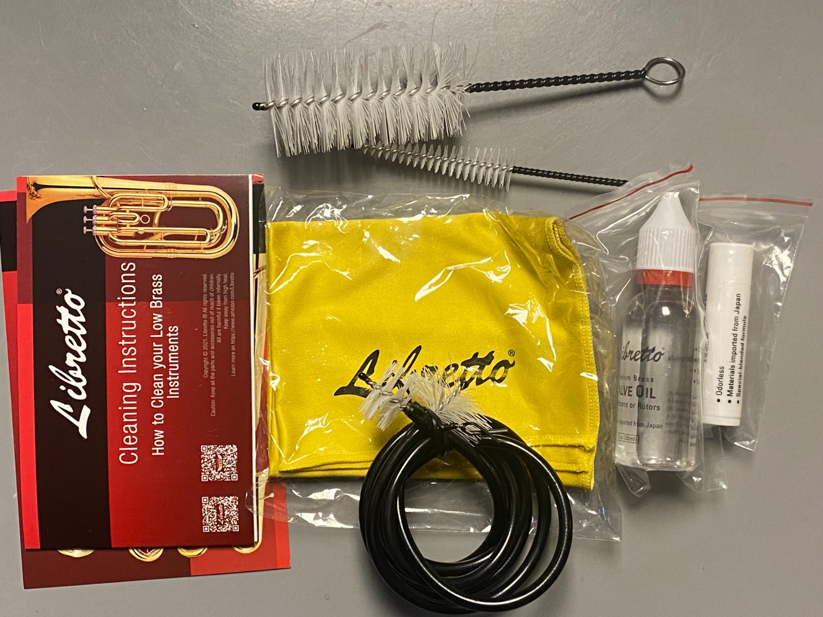 Libretto Low Brass ALL-INCLUSIVE Cleaning Kit with Instructions: Valve Oil + Slide Grease + Cleaning Cloth + Mouthpiece/Valve/Bore Brushes for Tuba, Euphonium, Baritone, Sousaphone customer photo 2