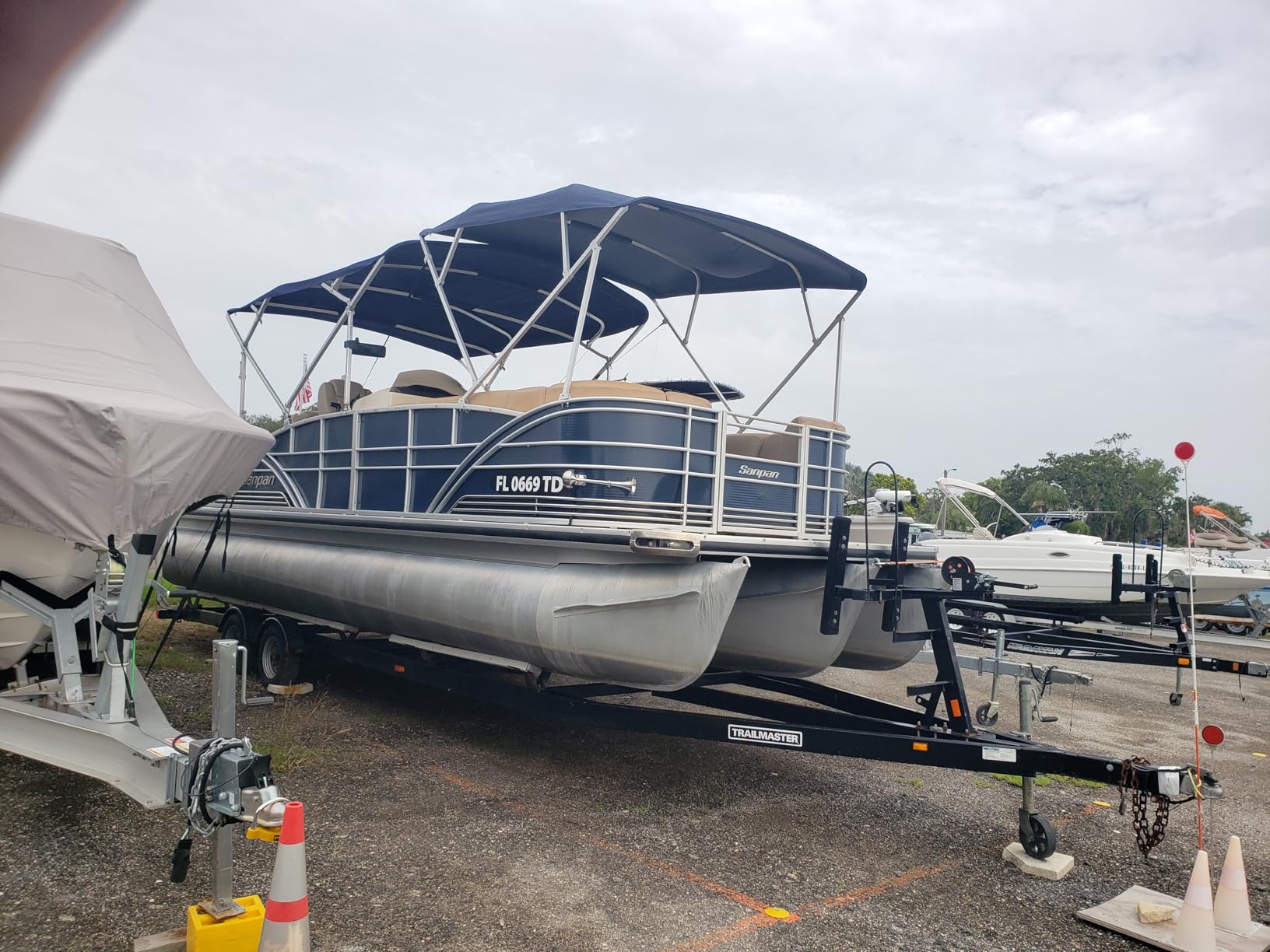 Savvycraft 4 Bow Bimini Top, 10 Feet Long Square Tube Bimini Top Set, Includes Marine Grade Canvas Cover, Storage Boot, Rear Poles with 1 Inch Aluminum Frame, Teal Color customer photo 2