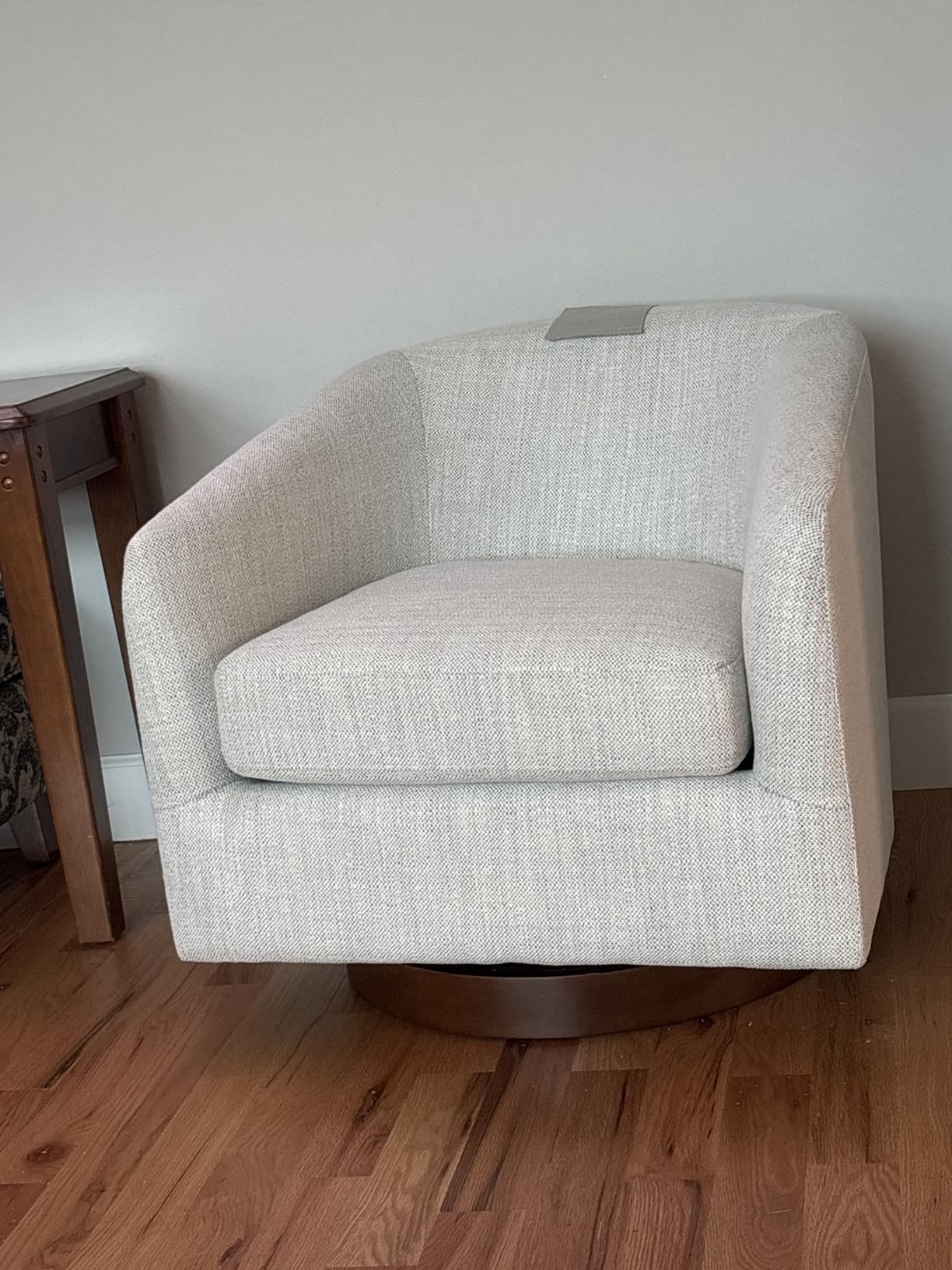 CHITA Swivel Accent Chair, Fully Assembled Velvet Barrel Armchair with FSC Certified Upholstered for Living Room, Bedroom and Office, Burnt Orange customer photo 2