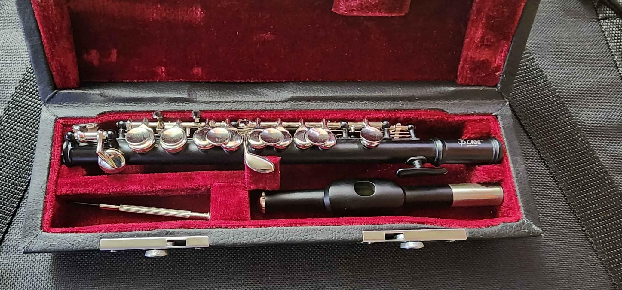 C Key Piccolo Flute, 2-Piece Black Piccolo with Shockproof Hard Case & Cleaning Kit, Bright Clear Tone, Detachable, Full Maintenance Kit for Beginners & Band Practice (Black) customer photo 1