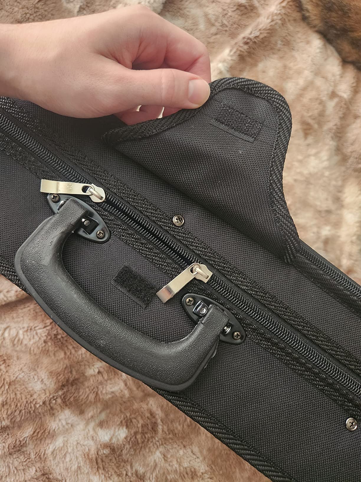 Pyle Full Size Electric Violin Kit - 4/4 Solid Wood Silent Fiddle with Hard Case, Bow, Ebony Fittings, and Digital Tuner customer photo 1