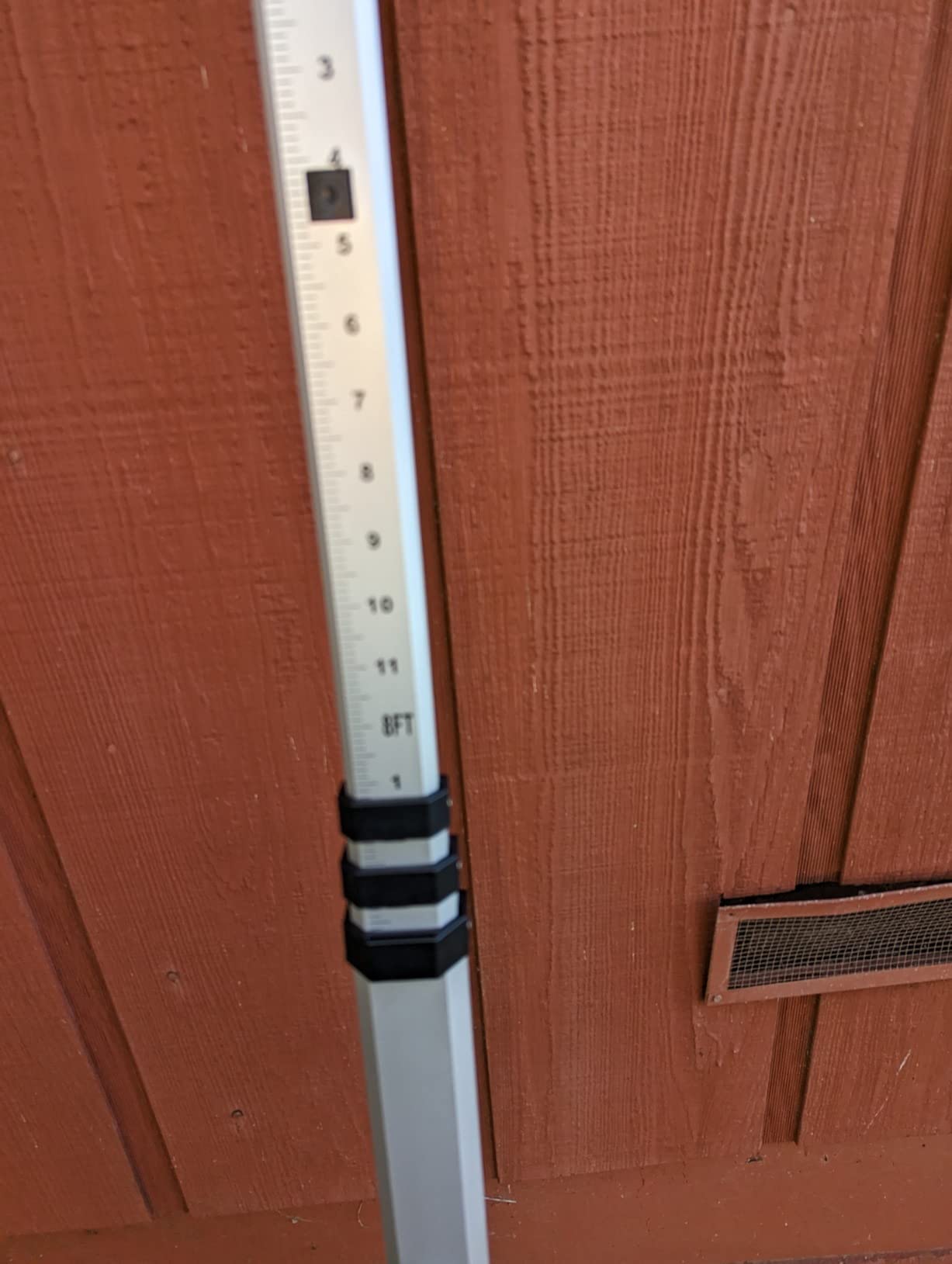 KEZERS 16 FT Dual Sided Aluminum Grade Rod - 8ths, 5 Section Telescopic Rod with Carrying Case customer photo 2