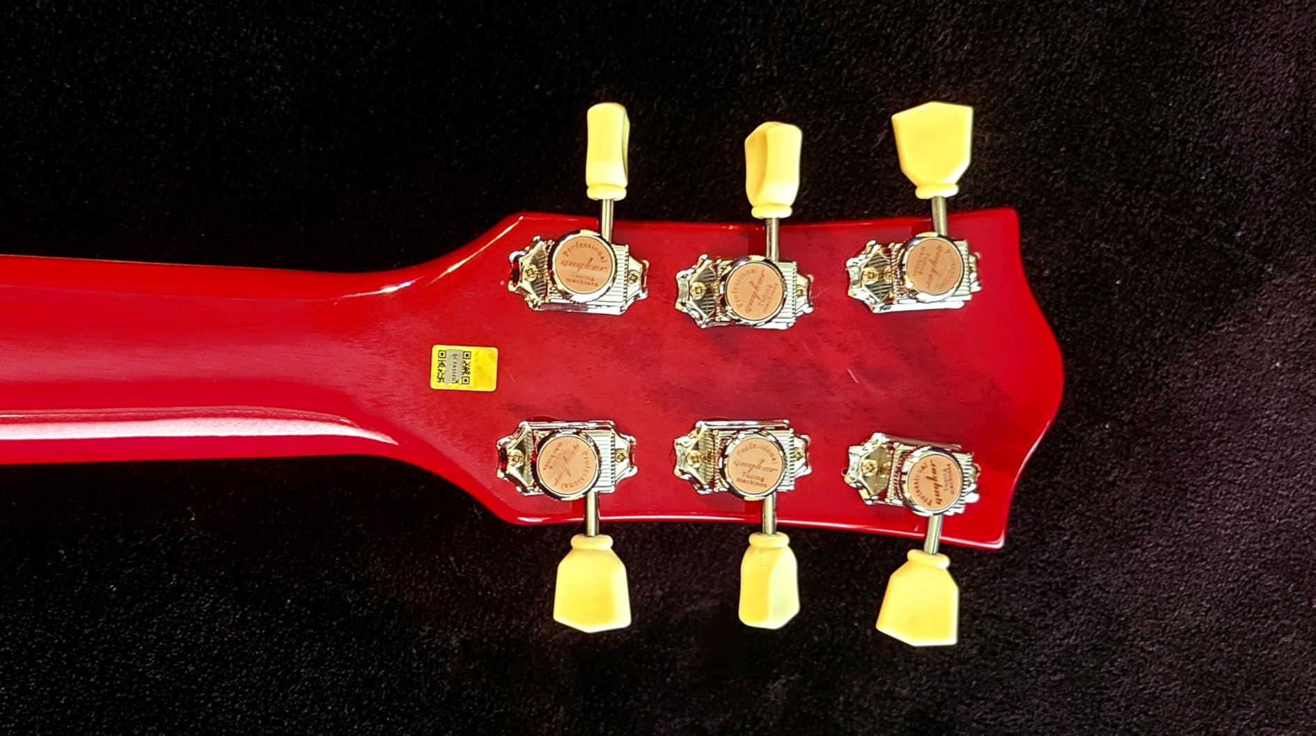Leo Jaymz SC Series Electric Guitar - Mahogany Body, Laurel Fingerboard, Dual Hum Humbuckers, Tune-O-Matic Bridge, C Neck, 18:1 Tuners (Cherry Sunburst) customer photo 2