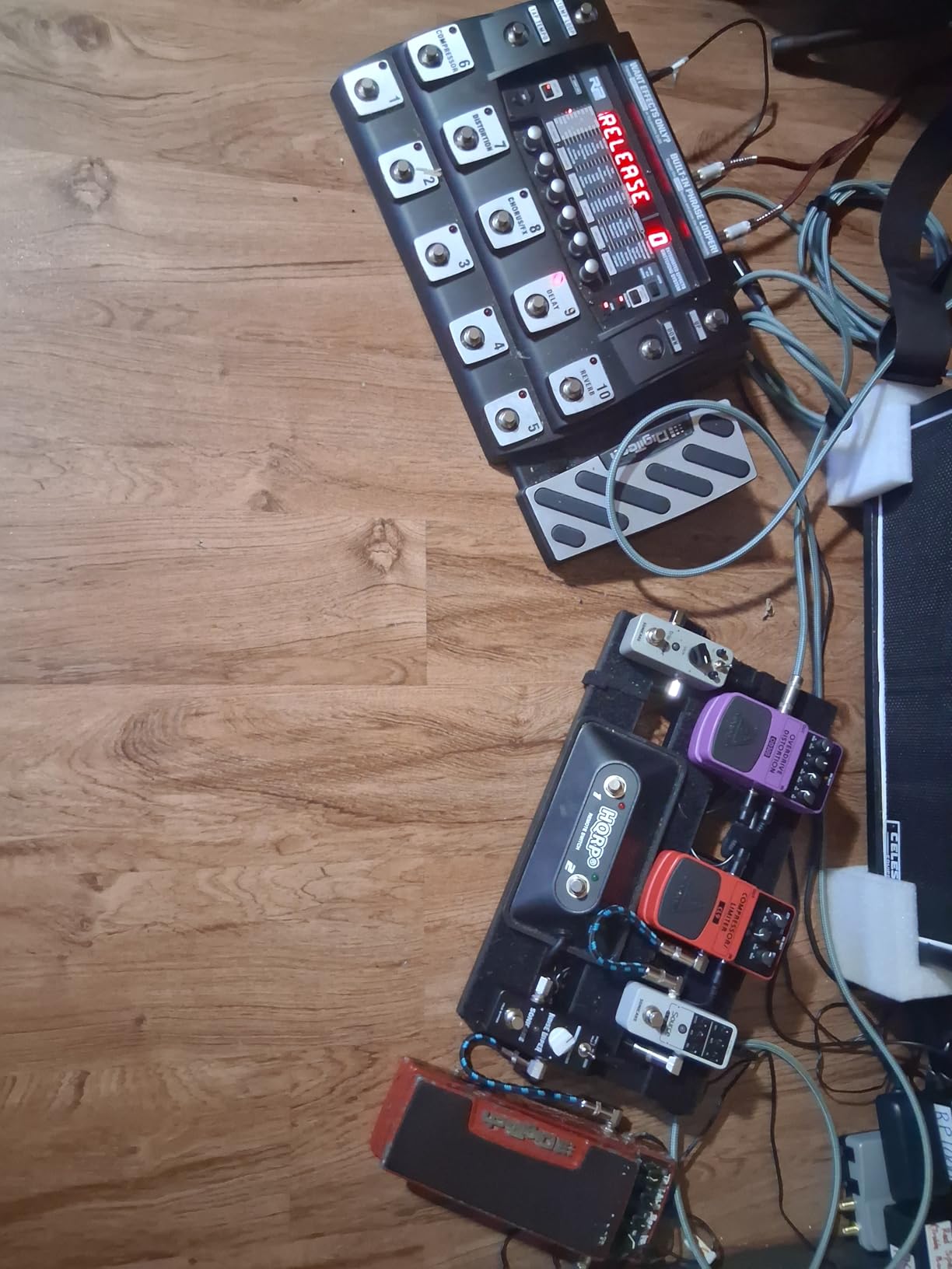 STRICH Guitar Pedal Board Aluminum Alloy 2.65lb Lightweight Effect Pedalboard 22'' x 12.5'' with Carry Bag, STANDARD 22 (Angled) customer photo 1