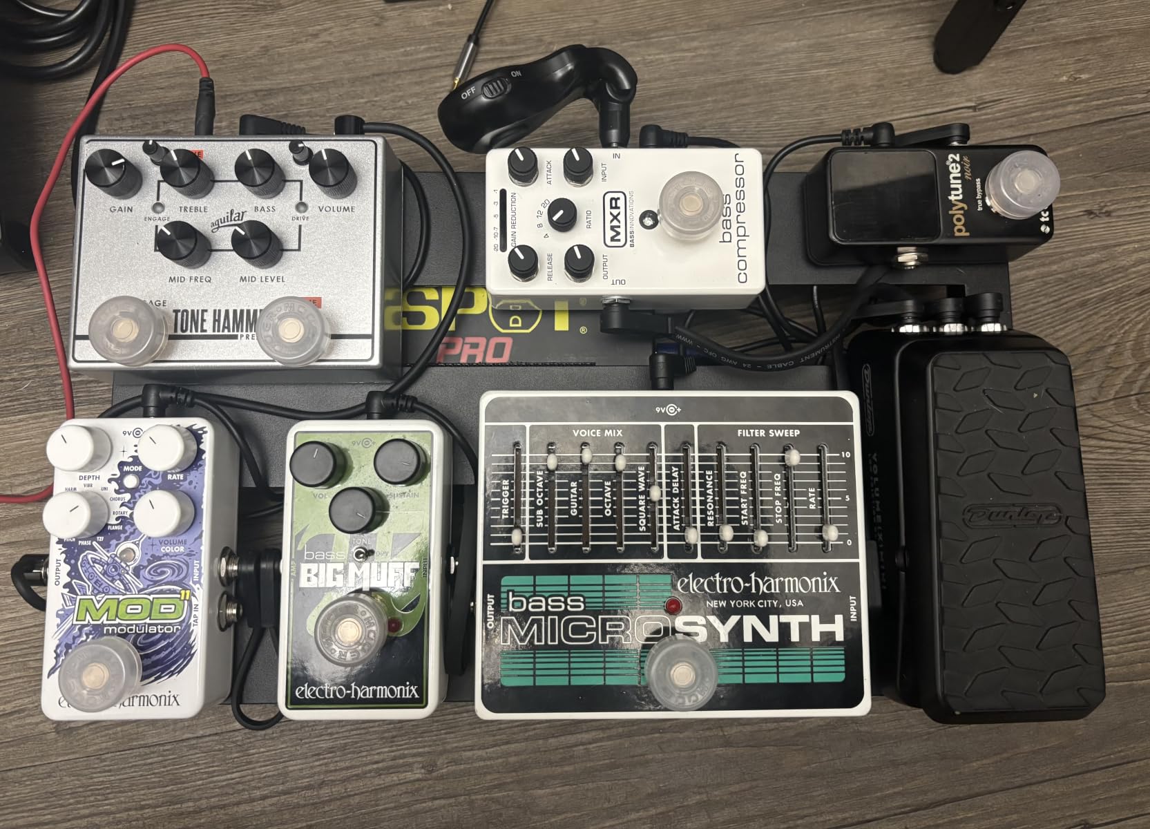STRICH Guitar Pedal Board Aluminum Alloy 2.65lb Lightweight Effect Pedalboard 22'' x 12.5'' with Carry Bag, STANDARD 22 (Angled) customer photo 2