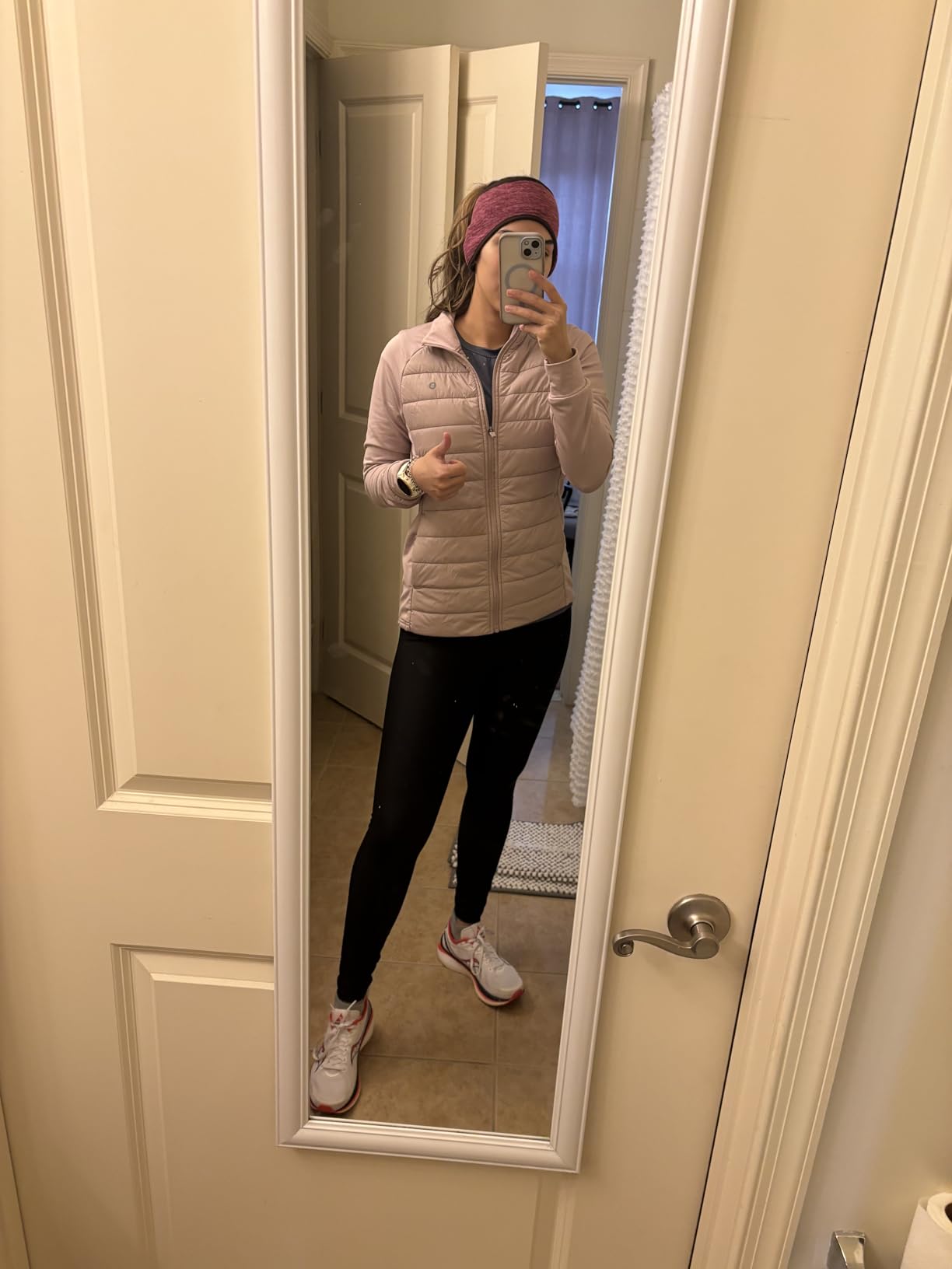 baleaf Women's Running Jacket Winter Lightweight Water Resistant Puffer Coat Fall Cold Weather Hiking Zip Pockets customer photo 2