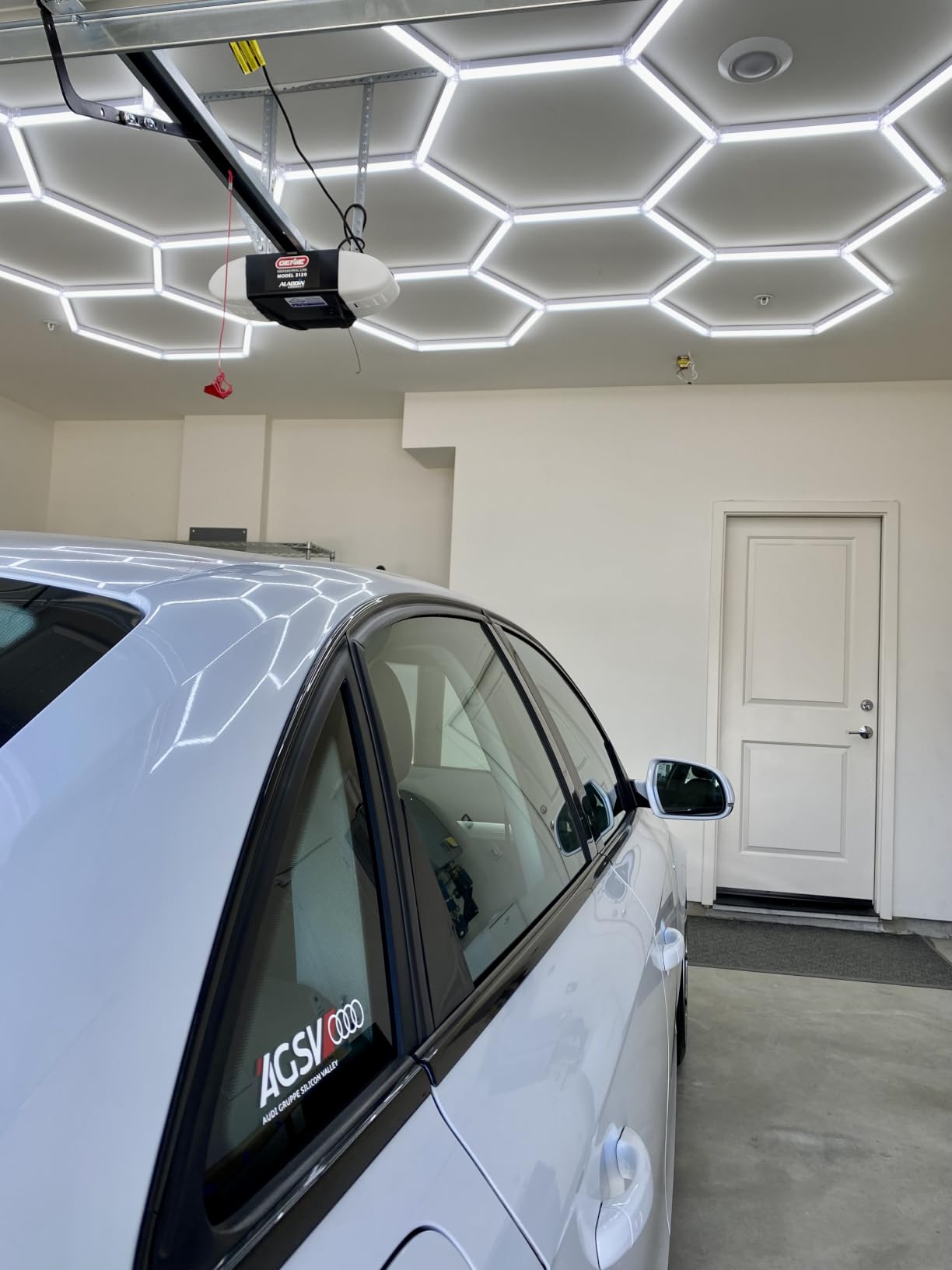 MODERN Hexagon Garage Lights, 25 Pack 216W 25920LM High Brightness Hexagon Garage LED Lights for Garage, Shopping Mall, Workshop and Car Detailing Shop etc. customer photo 1