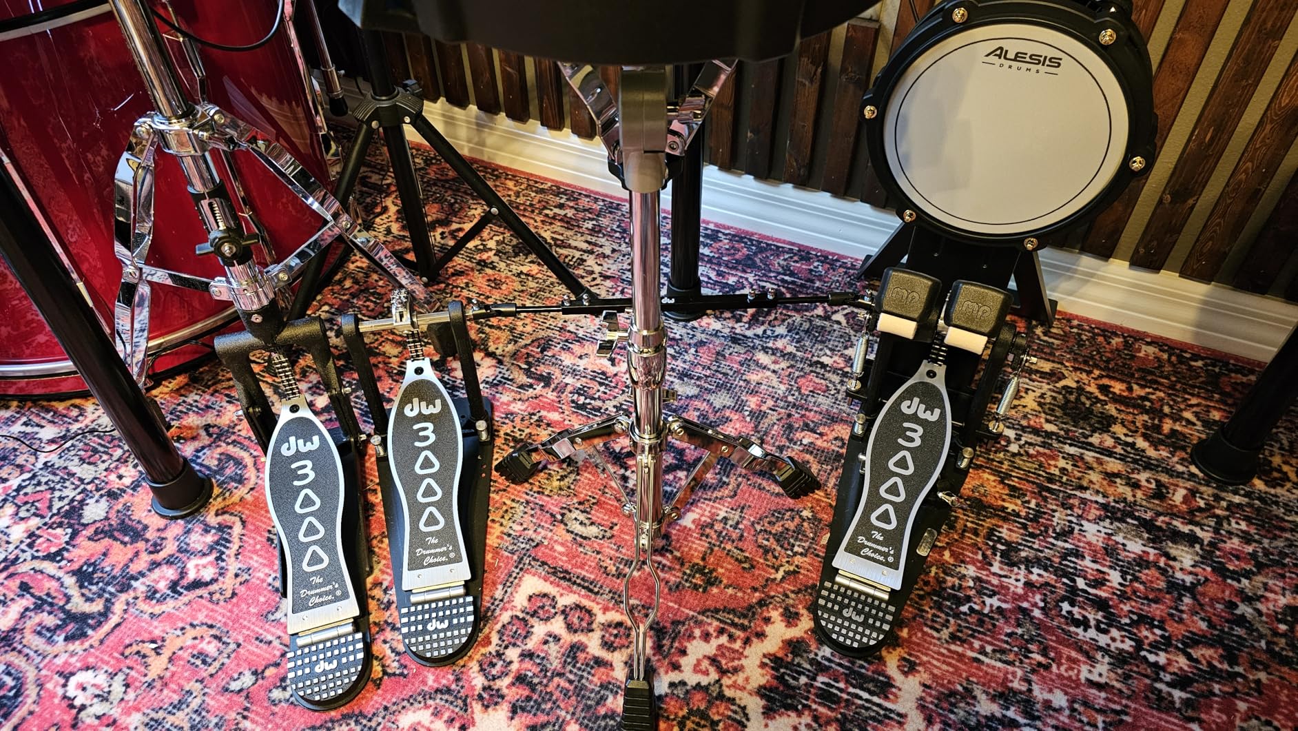 DW 3000 Series Double Bass Drum Pedal (DWCP3002A) customer photo 1