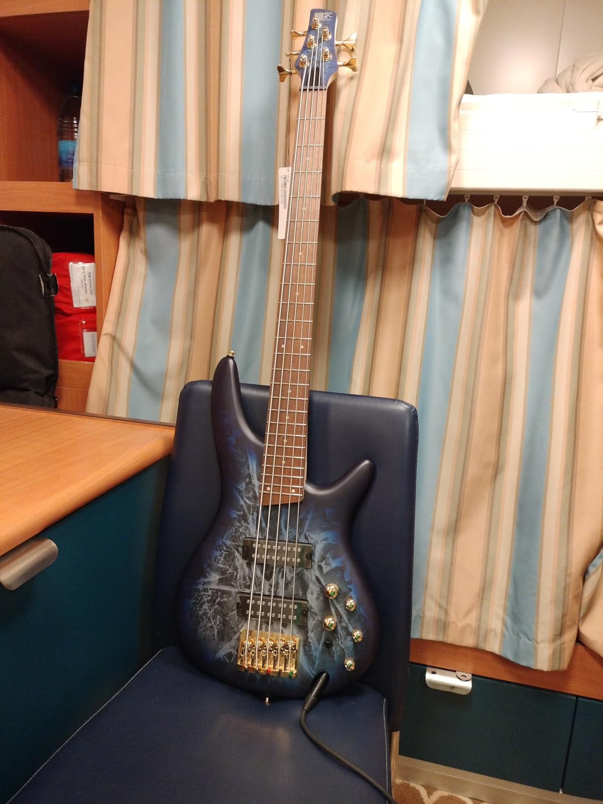 Ibanez SR305EDX 5-string Bass Guitar - Cosmic Blue Frozen Matte customer photo 1