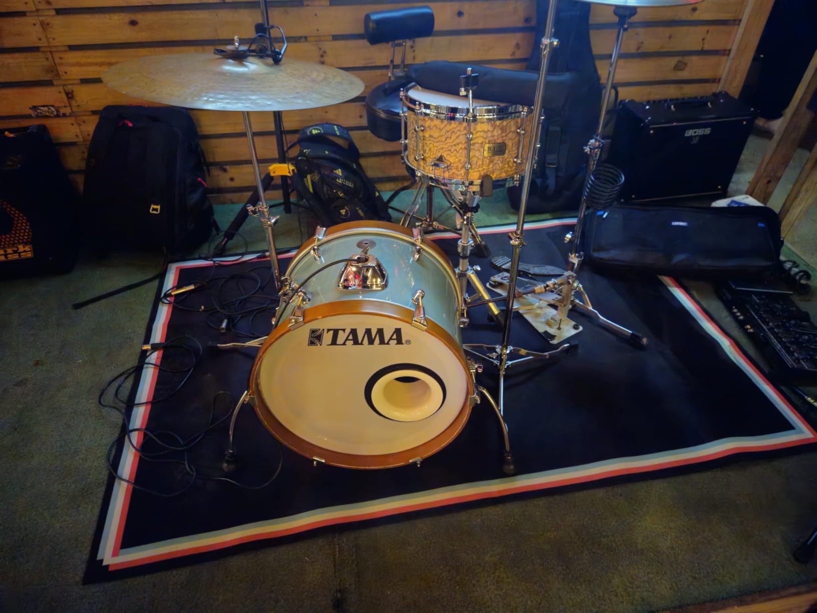 Invech 4 x 6 Ft Drum Rug with Non-Slip Grip Bottom, Soundproof Drum Floor Mat, Accessories Gift for Drummers (Black) customer photo 1