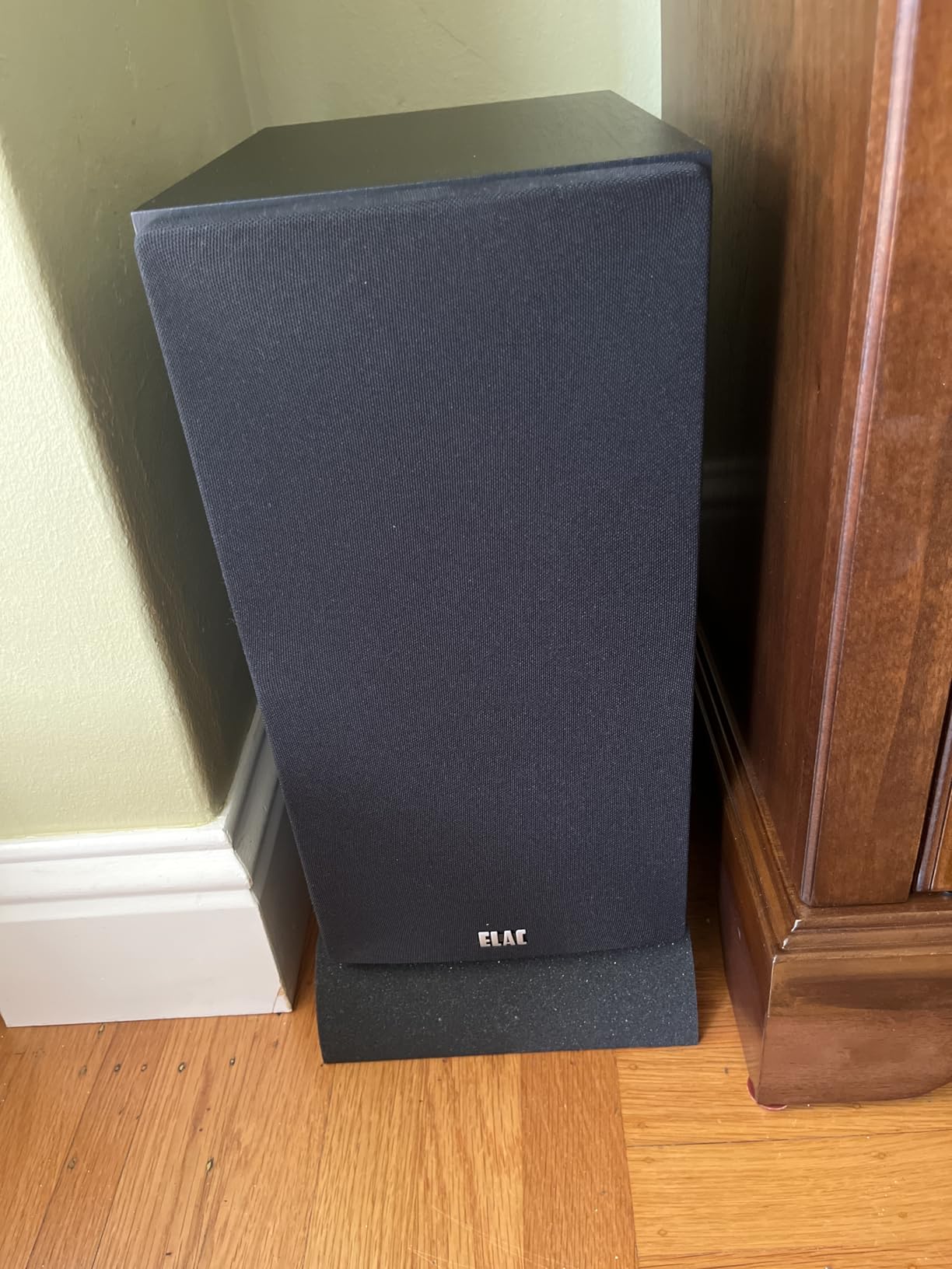 Liquid Stands Studio Monitor Sound Isolation Pads for Speakers 3