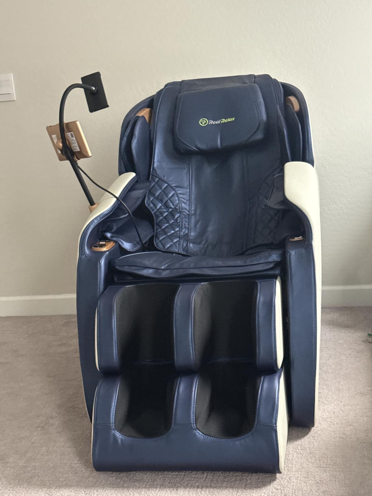 Real Relax Massage Chair Full Body with Unique Phone Controller, Zero Gravity 3D SL-Track Recliner with APP Control, Child Lock, Pause Button, Favor-06, Black customer photo 2