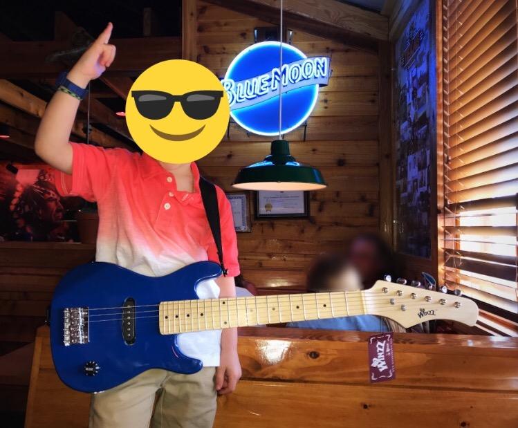 WINZZ EGM100 30 Inches Real Kids Electric Guitar with Beginner Kit, Right Handed (Rose Pink) customer photo 2