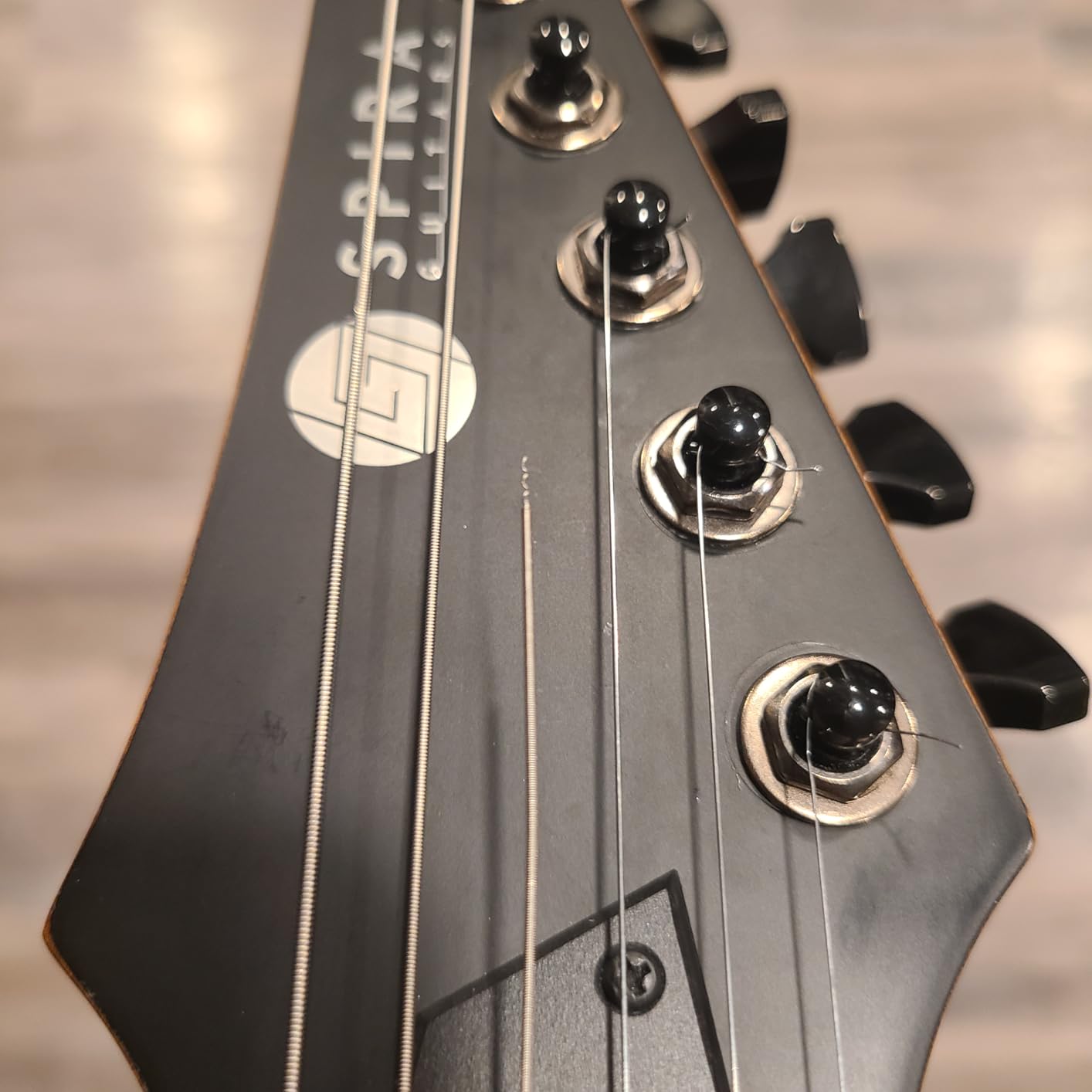 Stringjoy Signatures 10-46 Classic Light electric guitar strings - Nickel Wound Electric Guitar Strings - Balanced tension and Optimal tone, Electric 6 String Set, 1-Pack customer photo 1