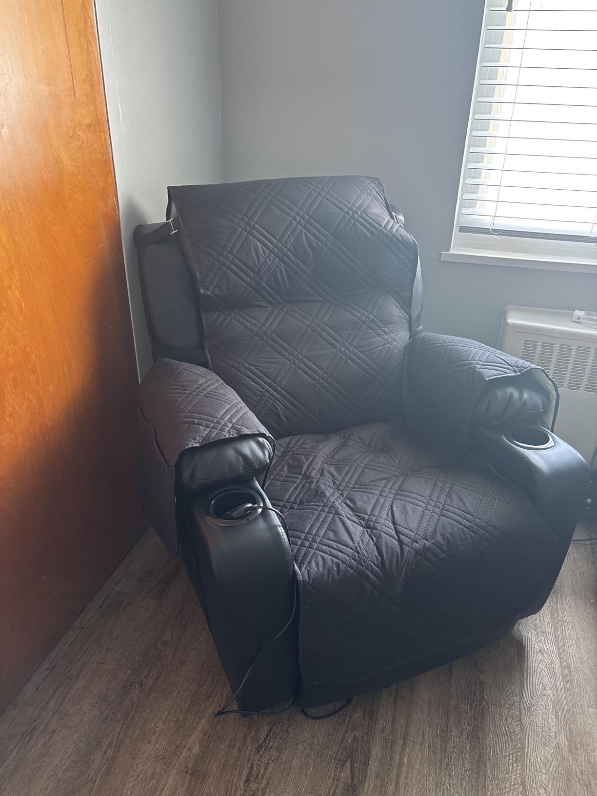 FLEXISPOT XL31 Power Lift Recliner Chair for Elderly, Electric Lift Chair with Massage & Heat, Faux Leather Reclining Sofa for Living Room Bedroom, Brown customer photo 2