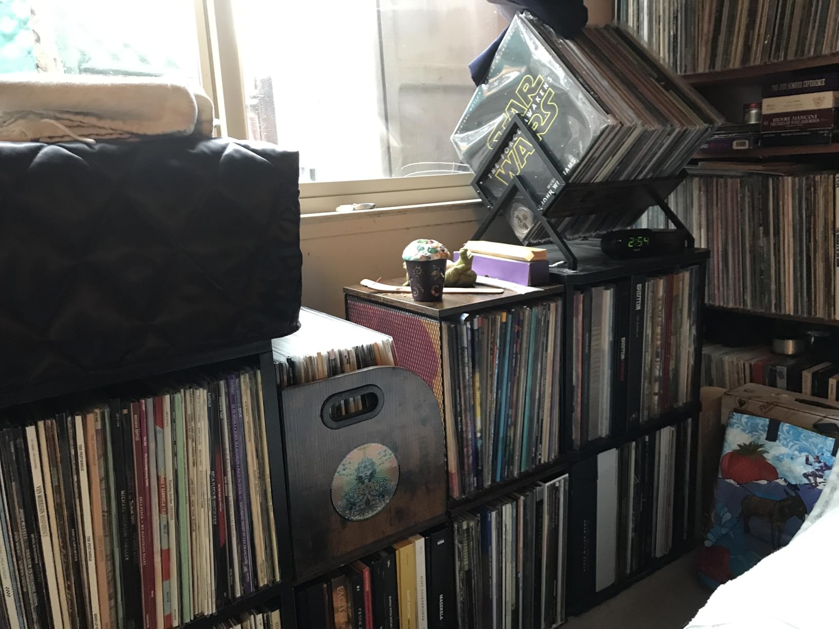 Dmevkic 3 Cube Vinyl Record Storage DIY Stackable 120-150 Records Visualize Album Storage Record Storage Crate customer photo 2