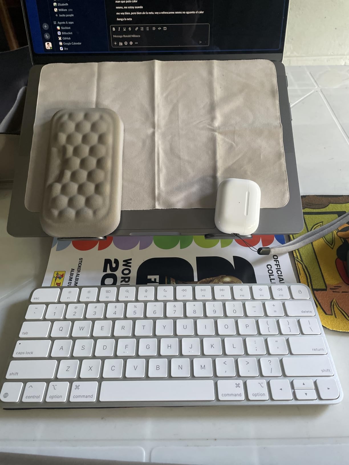 Apple Magic Keyboard - US English, Bluetooth customer photo 2