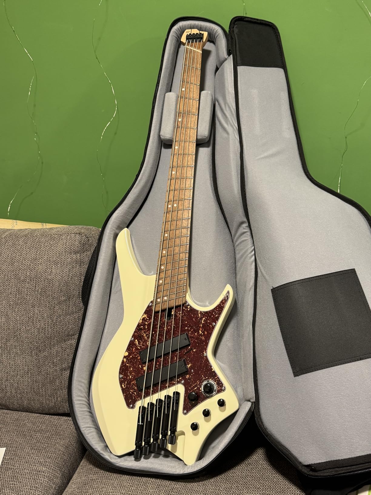NEXT HNB5-5 String Multi-Scale Bass (Black) customer photo 1