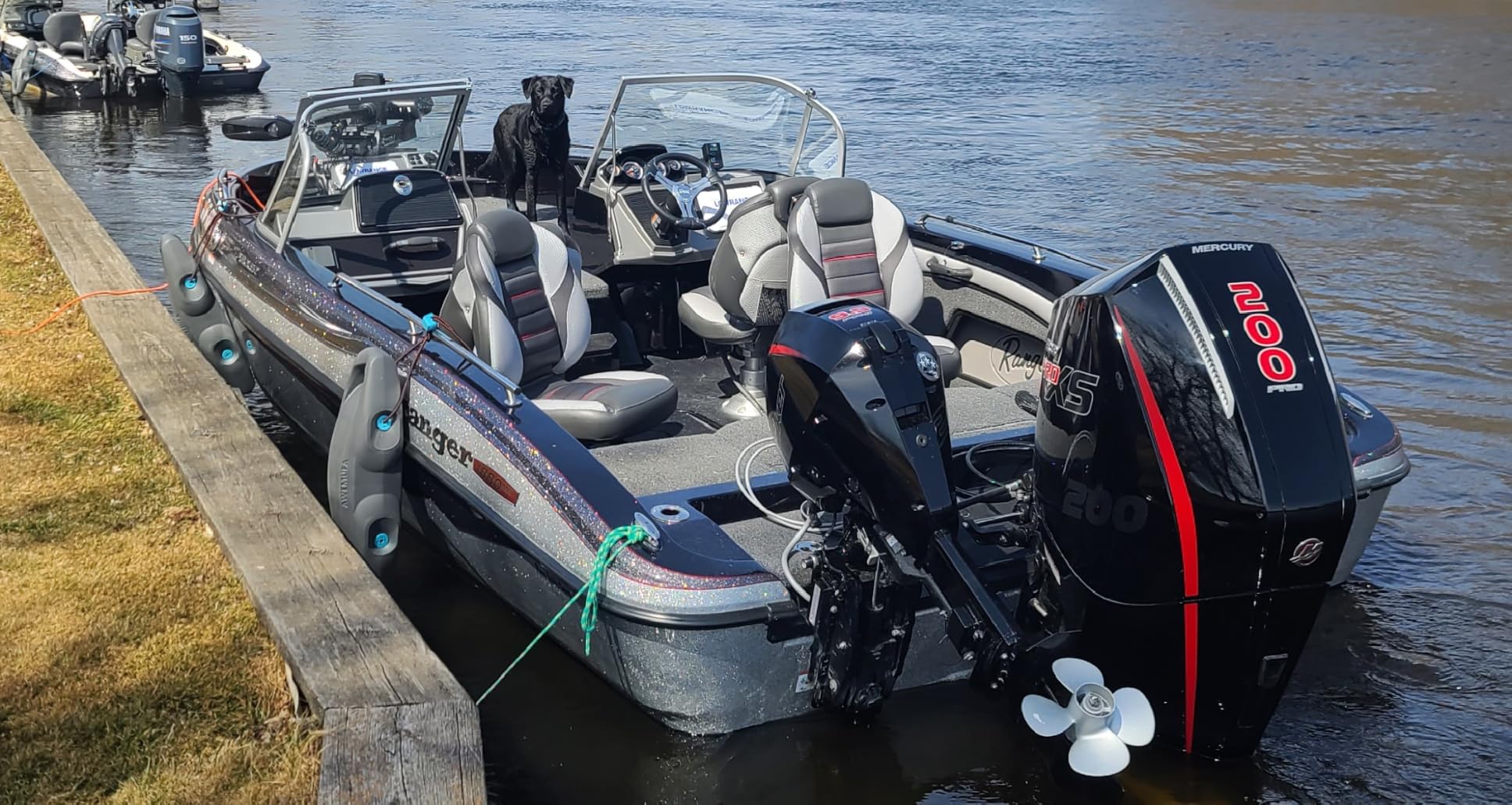 AWEMUFA Boat Fenders Easy to Install Bumper for Docking Ideal Fender for Pontoon, Bass, Jet Ski and Fishing Boats customer photo 1