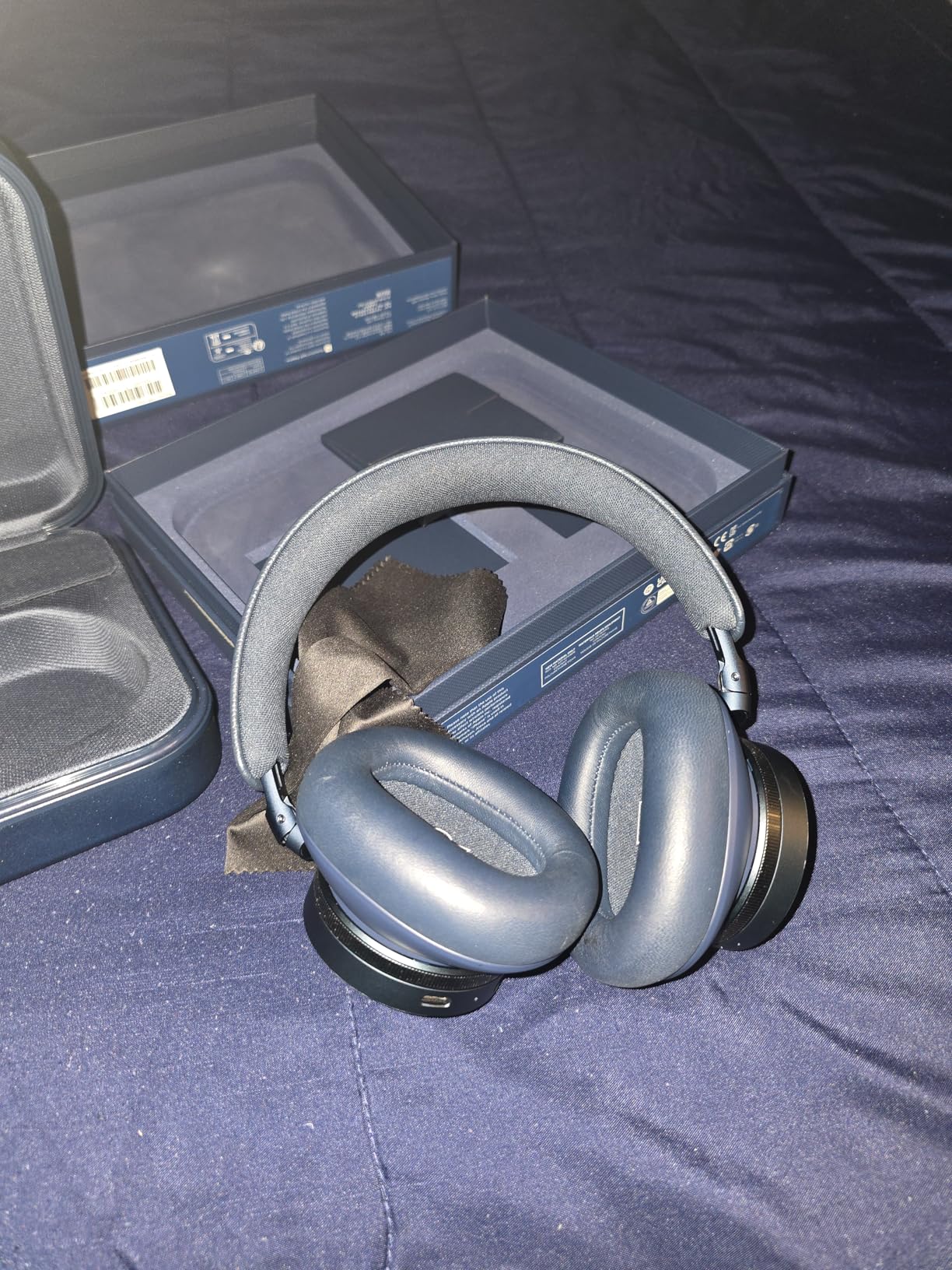 Focal Bathys Bluetooth Headphones with Active Noise Cancellation customer photo 2