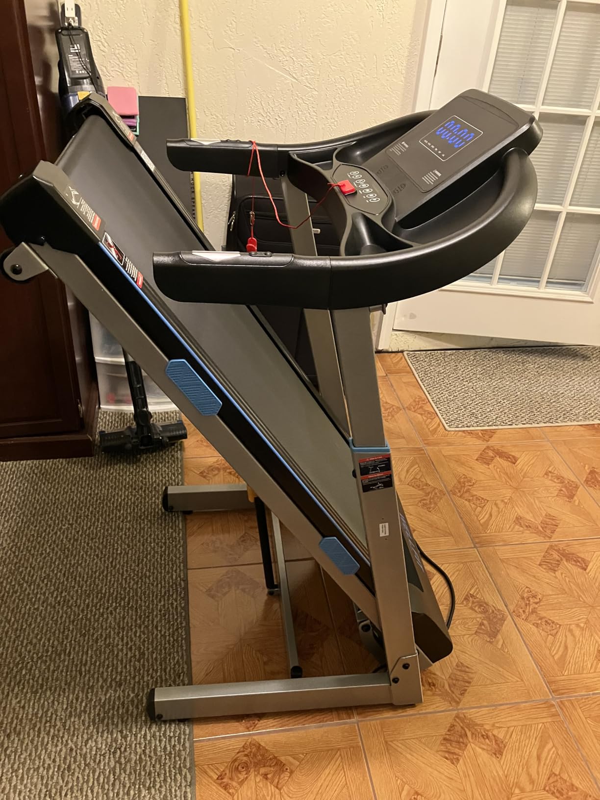 WELLFIT Home Treadmills 400+LBS Capacity, 4.0HP Heavy Duty Treadmill 15% Auto Incline Climb Running, Foldable Treadmill with Handrail, Wide Belt 18*43 in, 95% Pre-installed customer photo 2