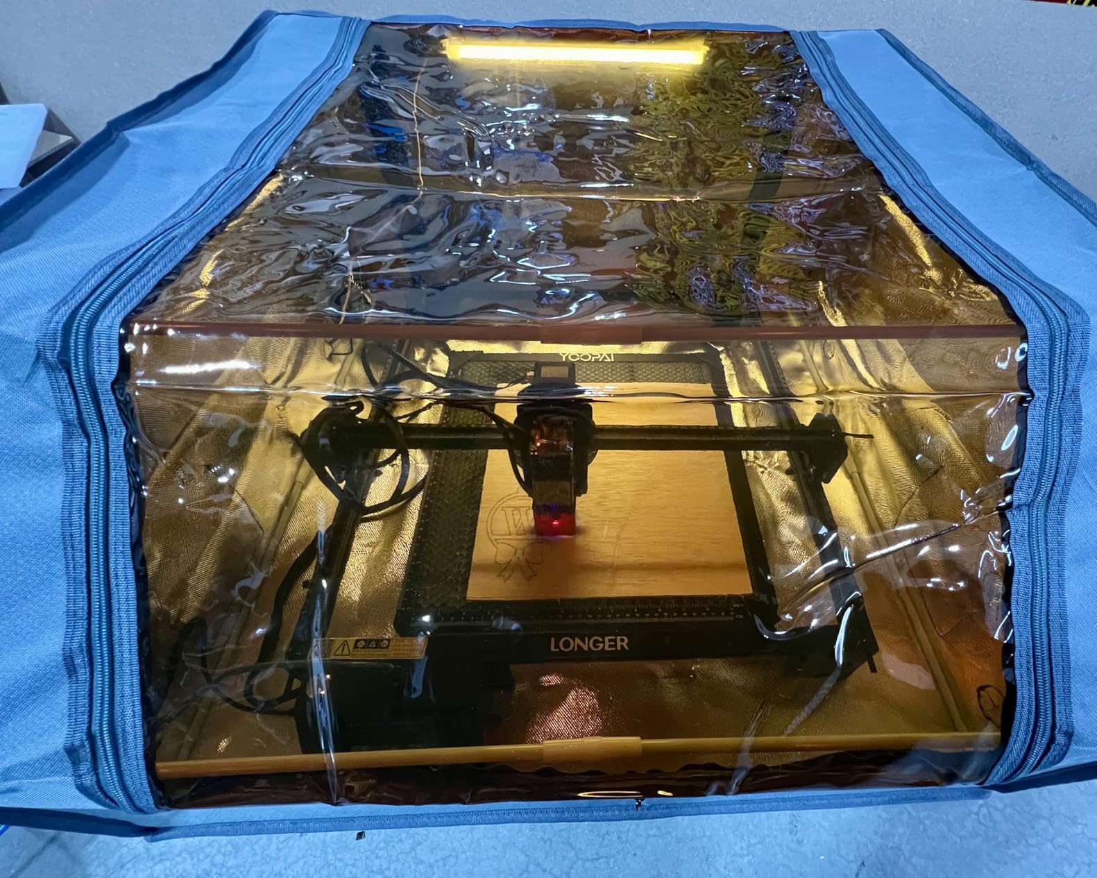 Skouphy Laser Engraver Tent, Fireproof and Dustproof Protective Enclosure with Exhaust Fan and Pipe for Most Laser Cutter, Insulates Against Smoke, Odor and Noise 28.3 x 28.3 x 15,7 inch customer photo 2