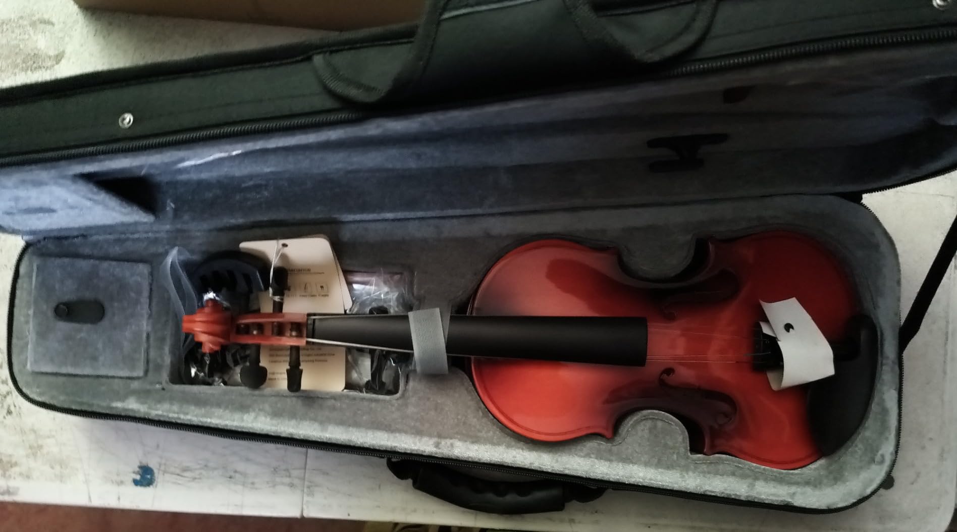 Vangoa 4/4 Solid Wood Acoustic Violin Full Size Fiddle Set for Beginner Adult Student Teen Kids with Violin Case, Bow, Rosin, Shoulder Rest, Tuner, Strings, Natural customer photo 2