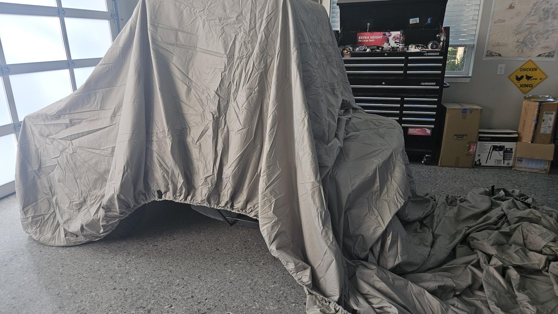 KEMIMOTO Pontoon Boat Cover 25-28ft, Heavy Duty UV Resistant Waterproof Oxford Fabric, Trailerable Pontoon Cover with 17 Adjustable Tie Down Straps, Black customer photo 1