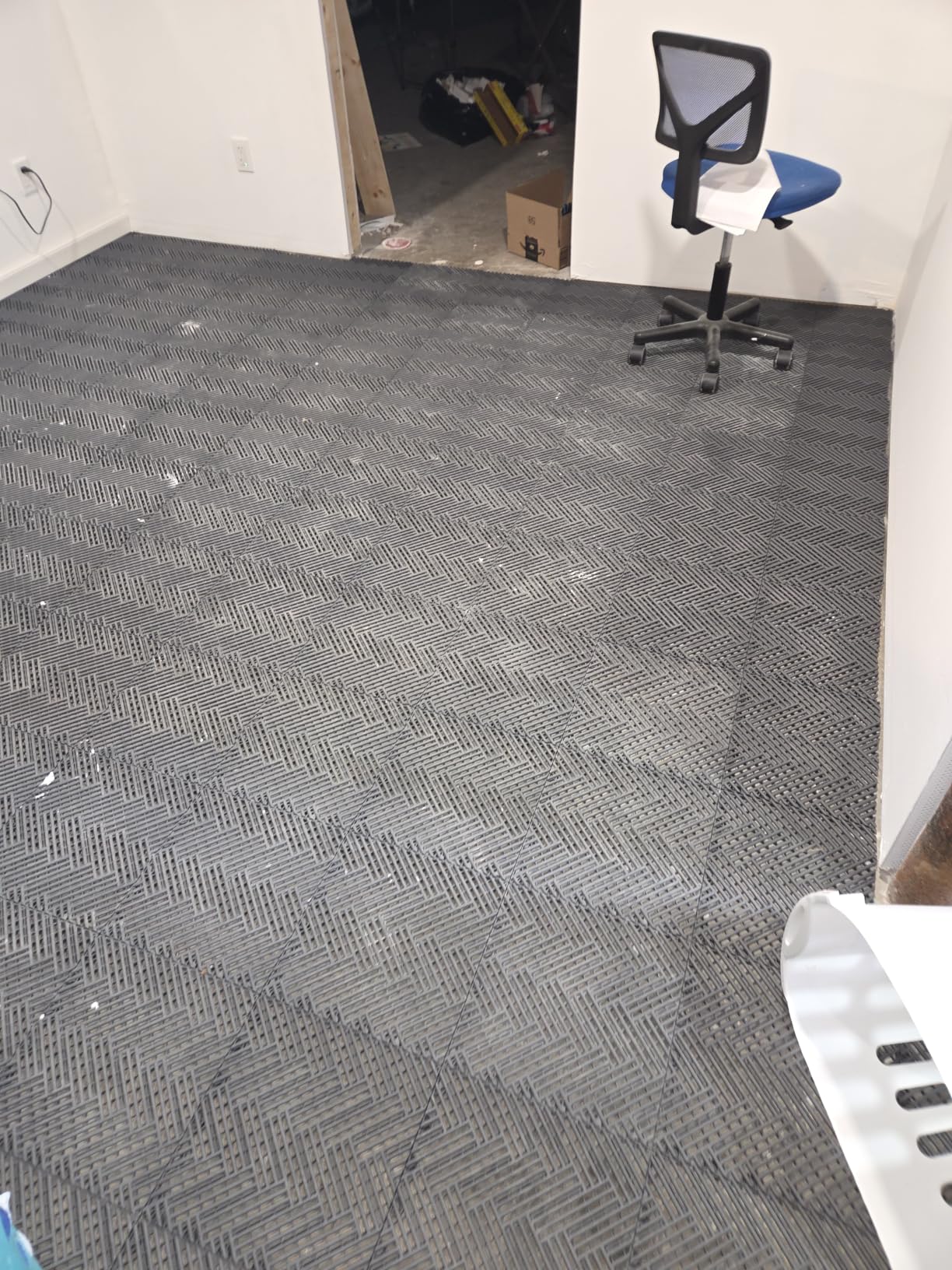 Garage Floor Tiles Interlocking Garage Flooring Tiles Pack of 48 Antislip Oil and Stain Resistant for Garages Shop Floors Basements 40000 LBS Load Capacity (Black, 12 inch x 12 inch, Non Drain Tiles) customer photo 1