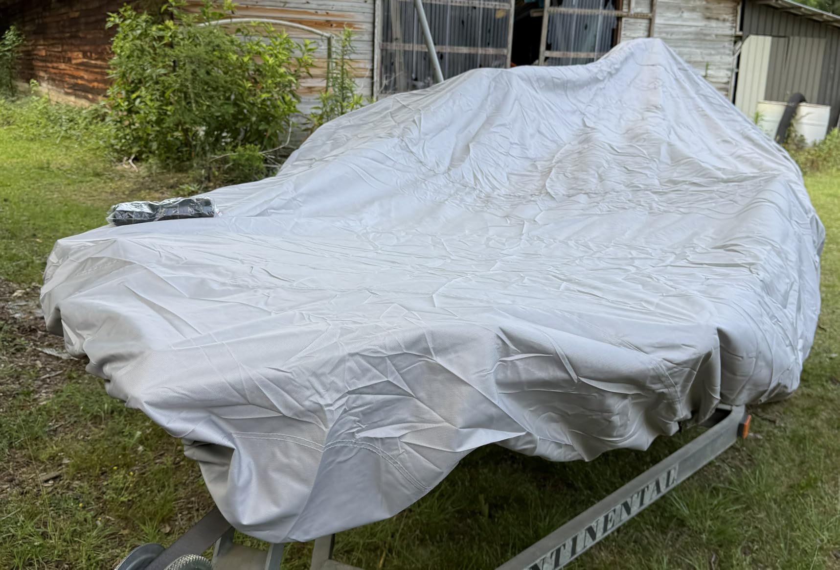 1200D Pontoon Boat Cover, Heavy Duty Marine Grade Waterproof Deck Boat Cover, 17-20 ft Boat Cover for Pontoon with 13 Windproof Straps, Gray customer photo 2