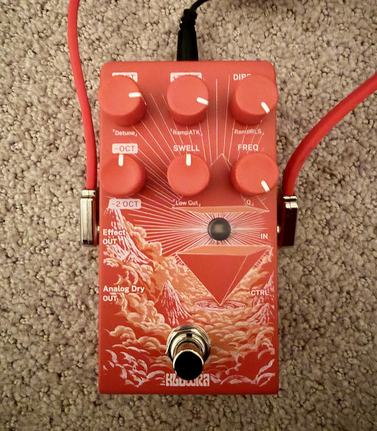 Verdict Polyphonic Octave Pedal for Guitar & Bass - Pitch Shifter with Synth, Organ & Cello Emulation; Zero Tone Loss Analog Dry-Through for Live Gigs & Studio; Freeze & Swell Ambient Effects customer photo 1