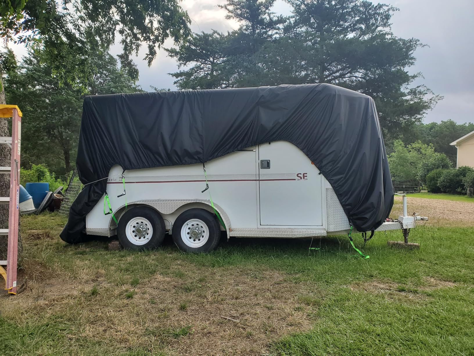 Heavy Duty Pontoon Boat Cover with Support Poles - 1200D Waterproof Pontoon Boat Cover 17-20 ft, Includes Motor Cover & 14 Tie-Down Straps for Windproof Storage and Trailering, Black customer photo 1