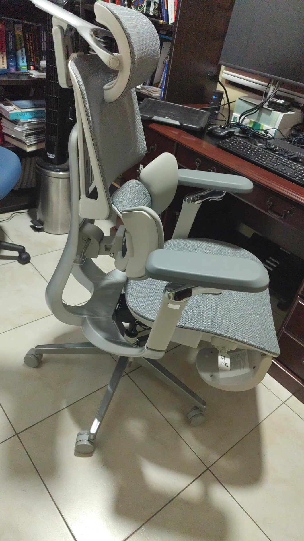 Hbada E3 Air 2026 Ergonomic Office Chair, 3-Zone Lumbar Support, Comfy Home Office Chair with Auto Recline, 4D Headrest & Armrests, 140° Tilt for Work & Relax, Black customer photo 1