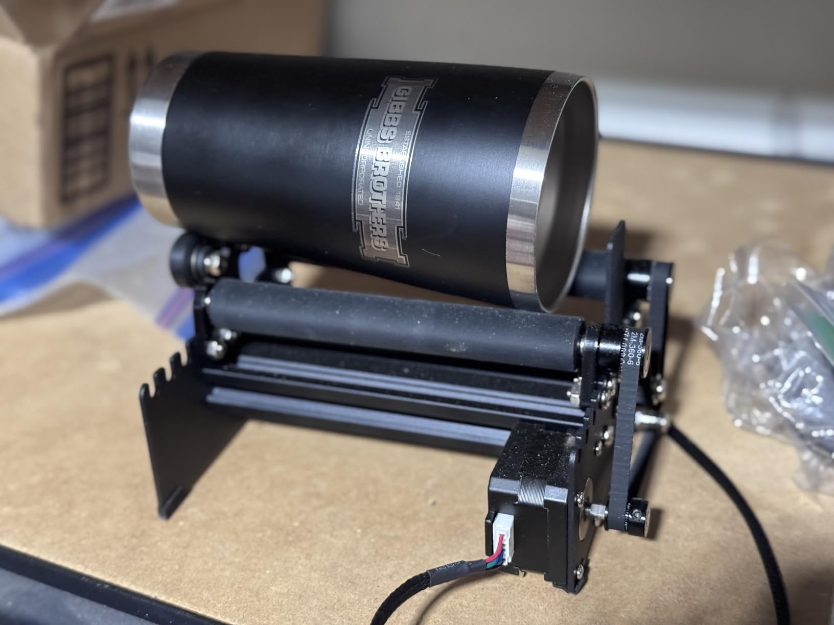 Ortur Laser Rotary Roller YRR 3.0, Pre-Assembled 360° Y-axis Rotary for Cylinder Engraving, Adjustable Diameters from 1mm-41mm, Max Length of Engraved Object to 600mm customer photo 1