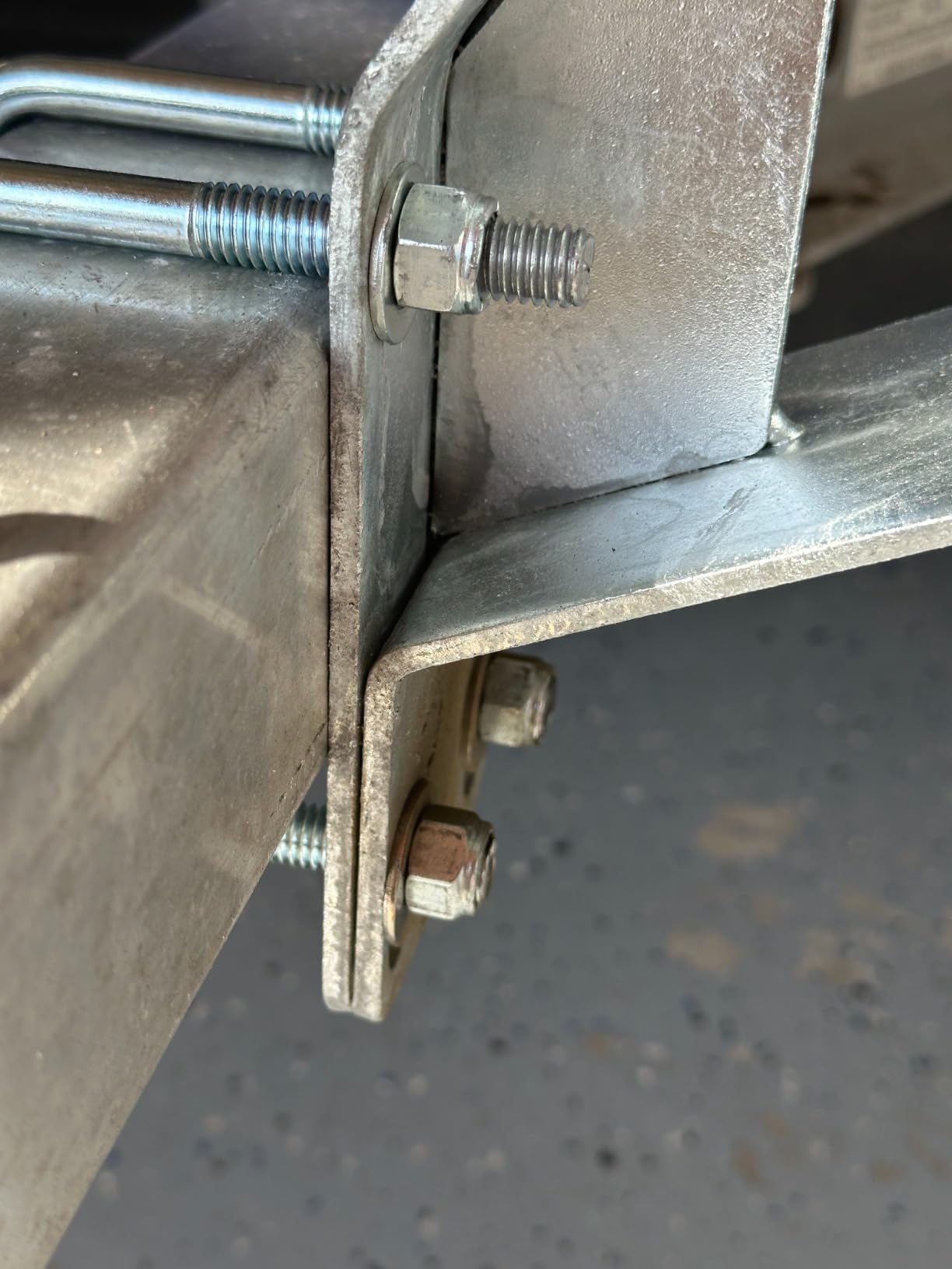 CE Smith, 27310G Heavy Duty Side Mount Spare Tire Carrier for Trailer customer photo 1