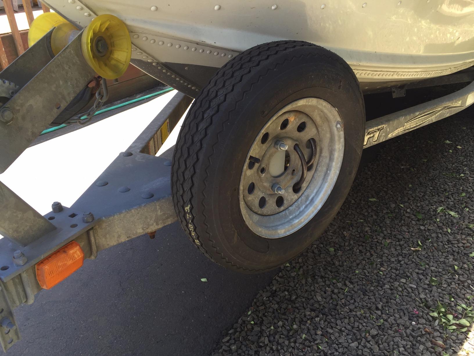 CE Smith, 27310G Heavy Duty Side Mount Spare Tire Carrier for Trailer customer photo 2