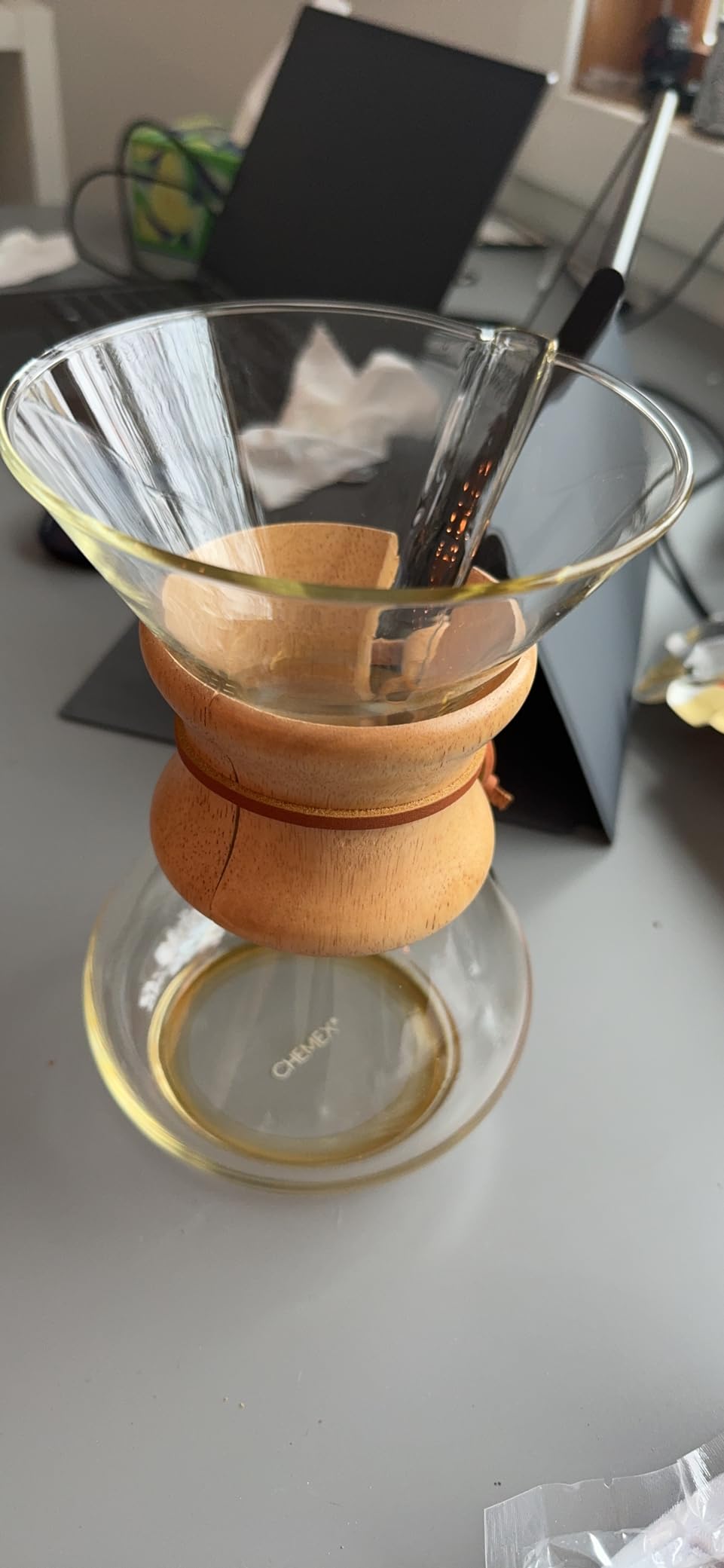Chemex Pour-Over Glass Coffeemaker - Classic Series - 6-Cup - Exclusive Packaging customer photo 1