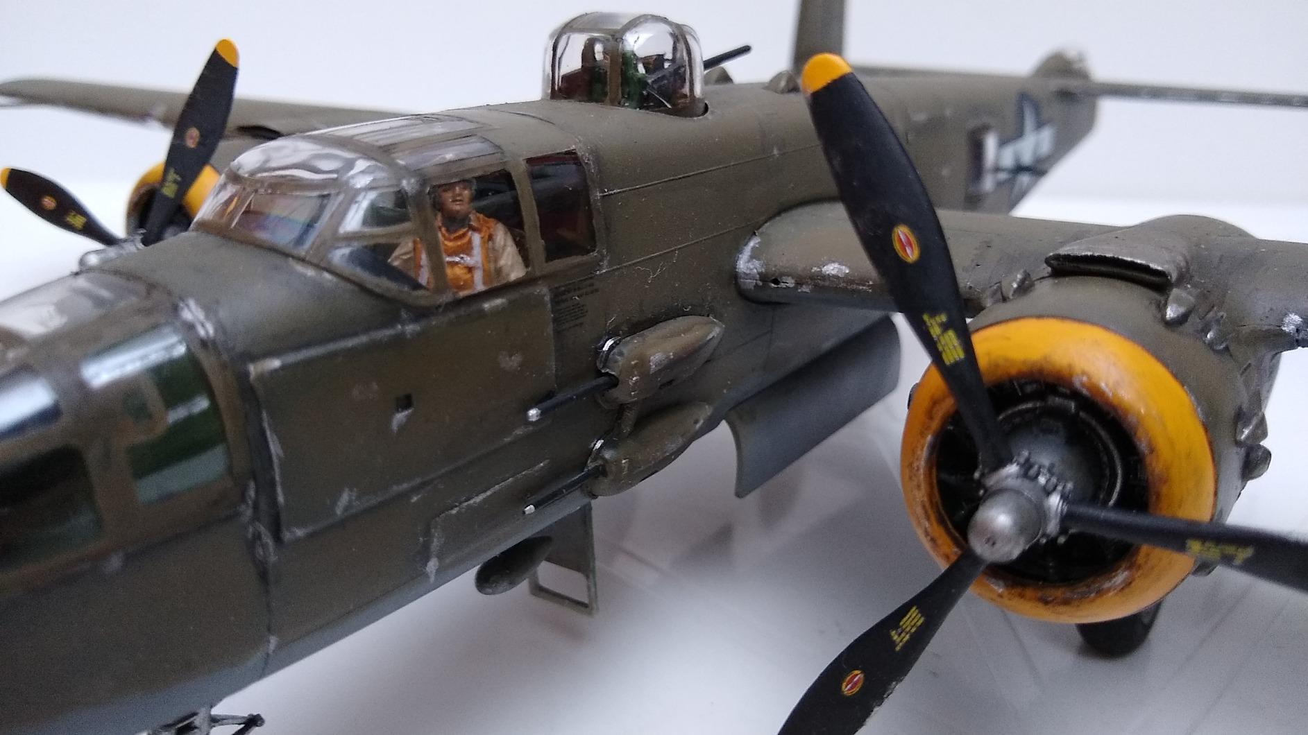 Revell 85-5512 B25J Mitchell 1:48 Scale Model Airplane Building Kit customer photo 2
