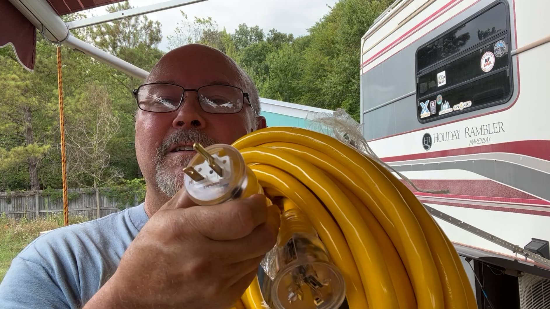 Southwire Yellow Jacket Extra Heavy Duty Extension Cord - Power Cable for Outdoor Tools & Equipment - 10 Gauge SJTW with Lighted End & Molded Plug - 50 Foot customer photo 2