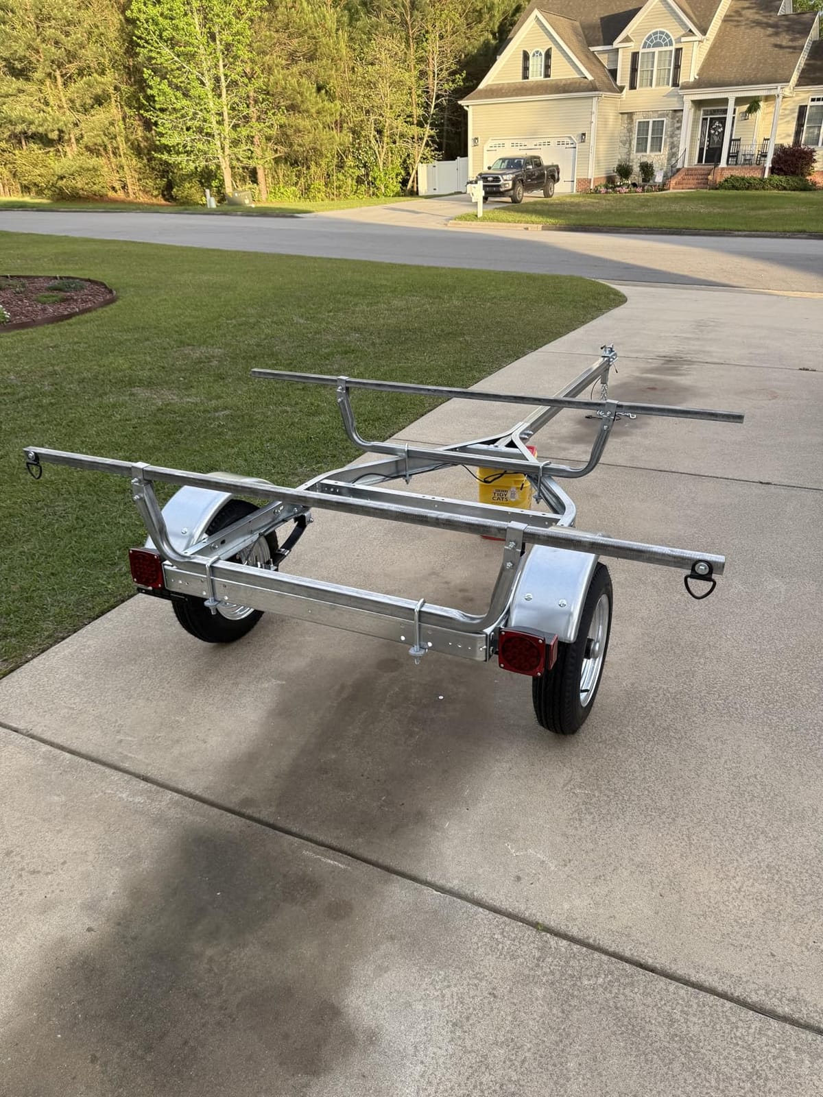 Malone MPG462G2 MicroSport 4 Kayak Trailer with 4 J-Rack Kayak Carriers & Spare Tire | 20' / 800 lbs Capacity | Fully Submersible | Marine Grade Galvanized Steel Construction customer photo 1