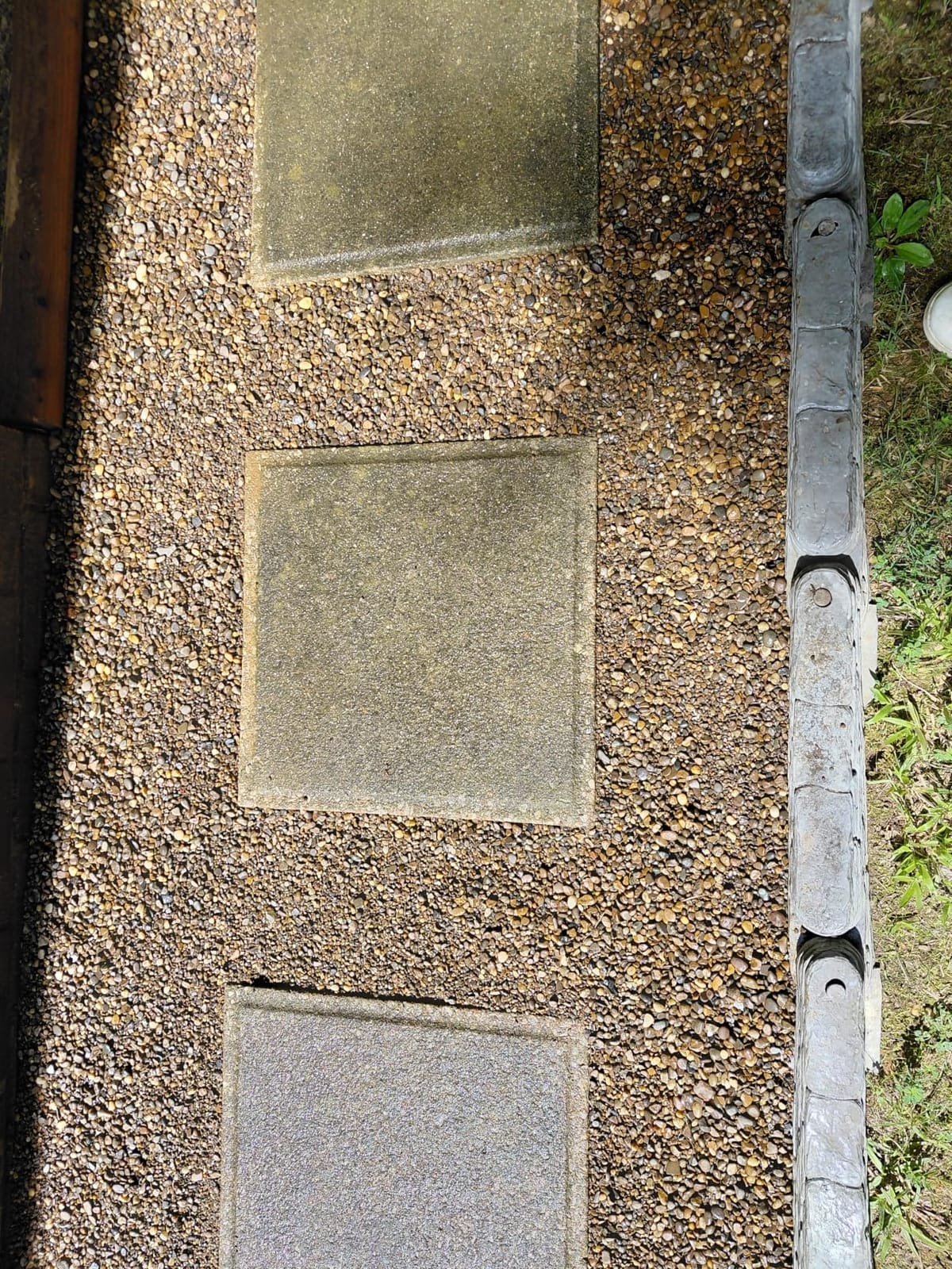 Emsco Group 2032HD Bedrocks Trim-Free Gray, 20 Feet - Natural Stacked Slate Design Garden Lawn Edging customer photo 1