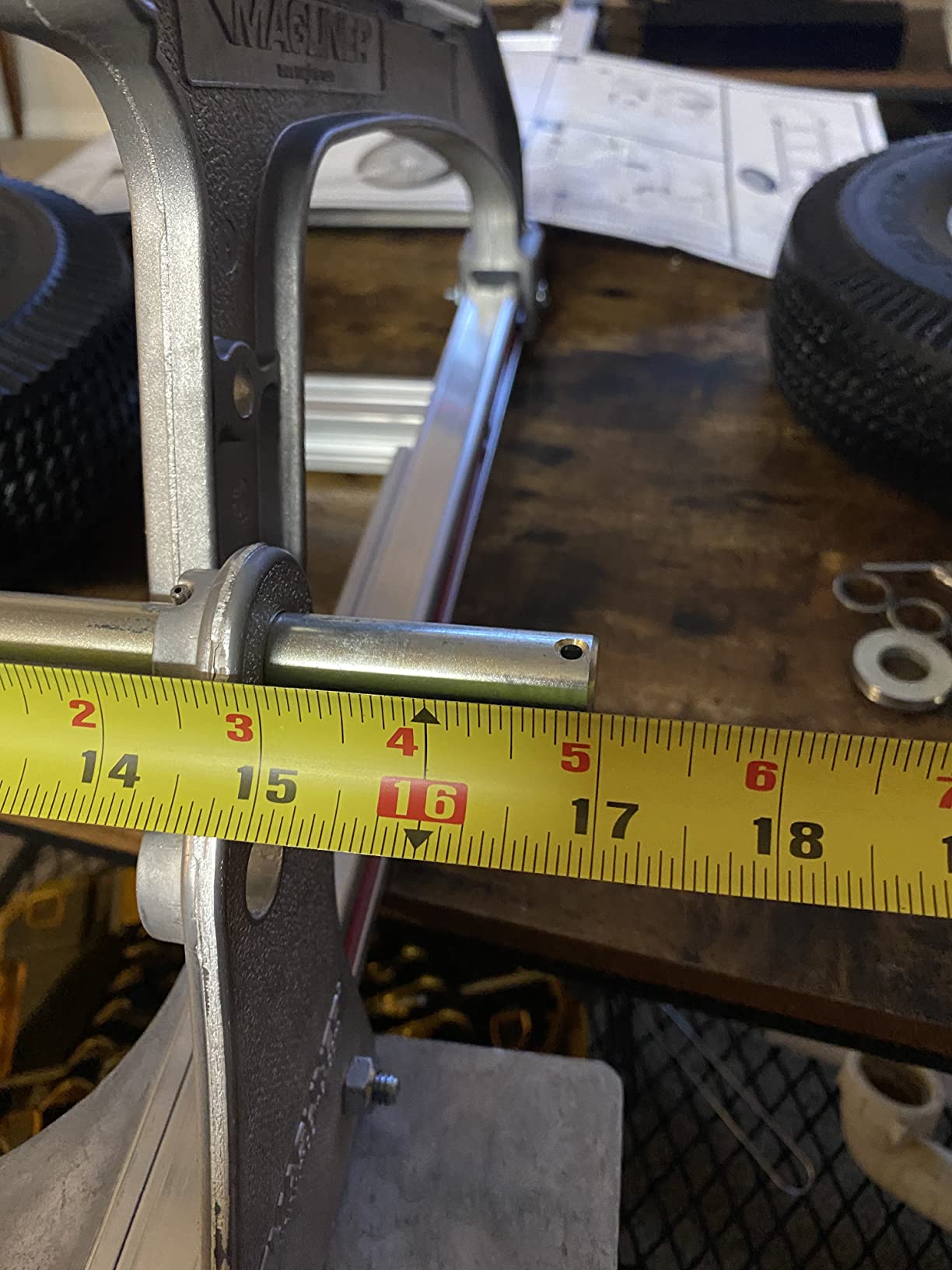 Magliner HMK15AUAC Aluminum Hand Truck, Vertical Loop Handle, 18