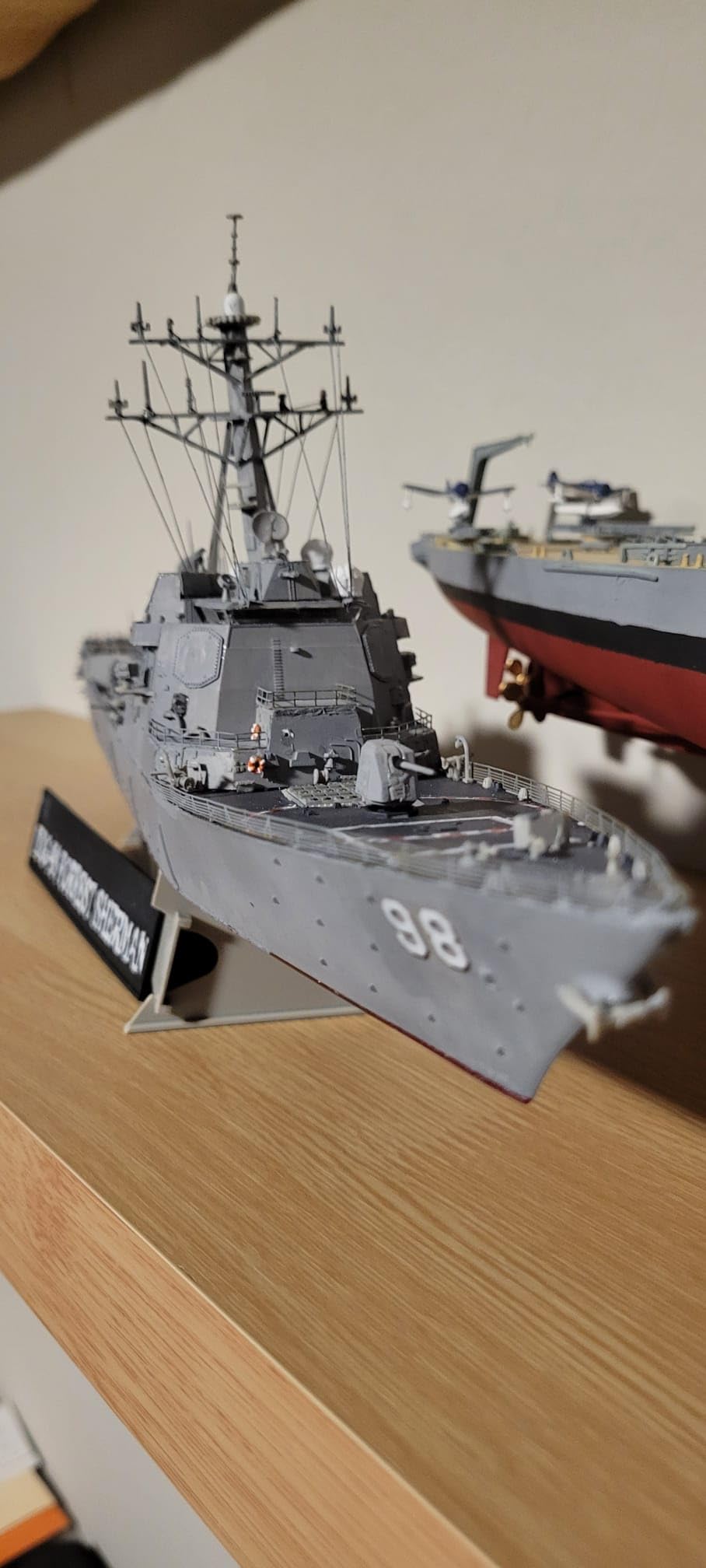 Trumpeter 1/350 Scale USS Forrest Sherman DDG98 Arleigh Burke Class Guided Missile Destroyer customer photo 1