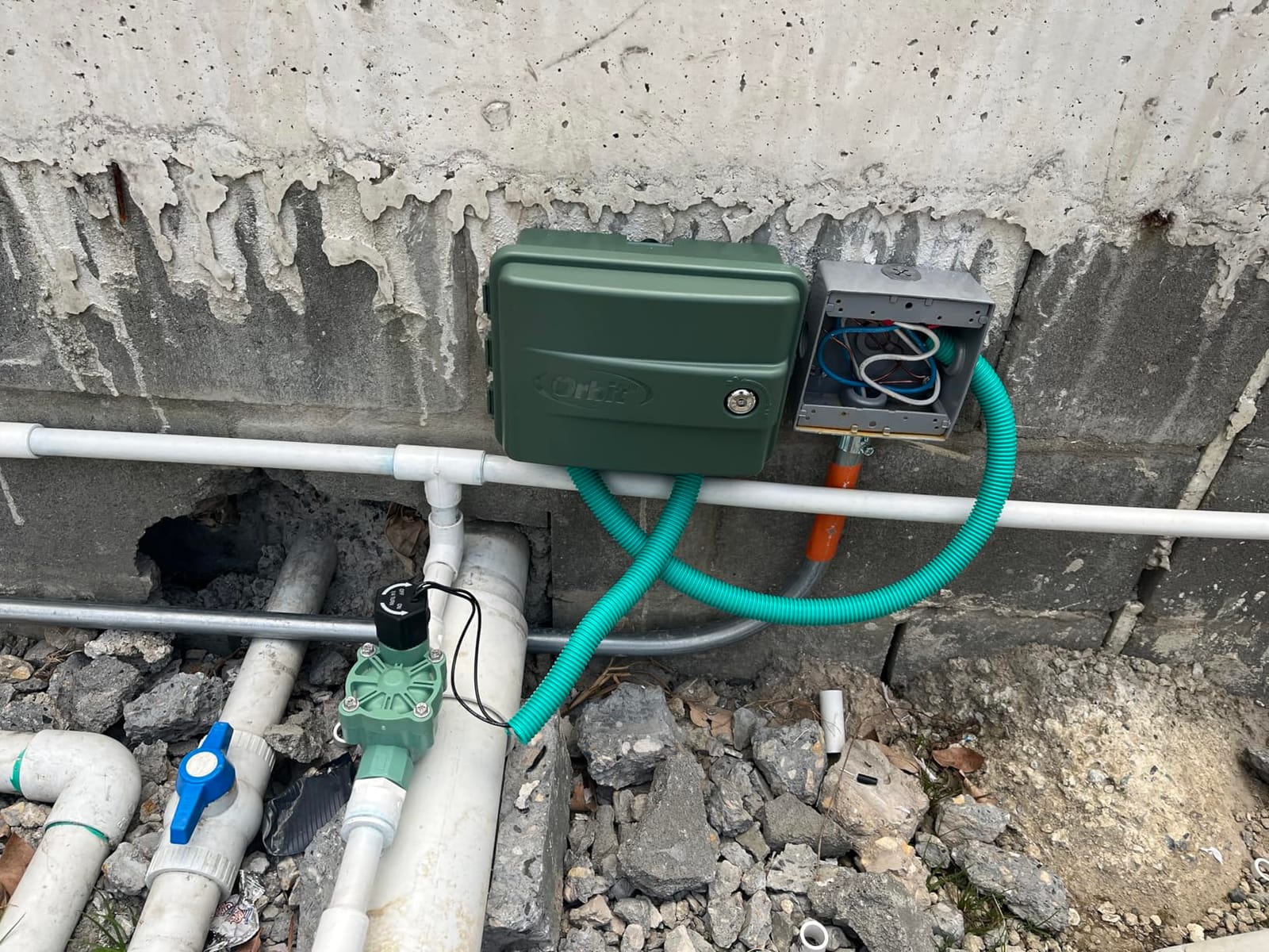 Orbit 4-Station Outdoor Swing Panel Sprinkler System Timer - for Residential Lawn Watering - Multi-Station Irrigation Controller - 57894 customer photo 1