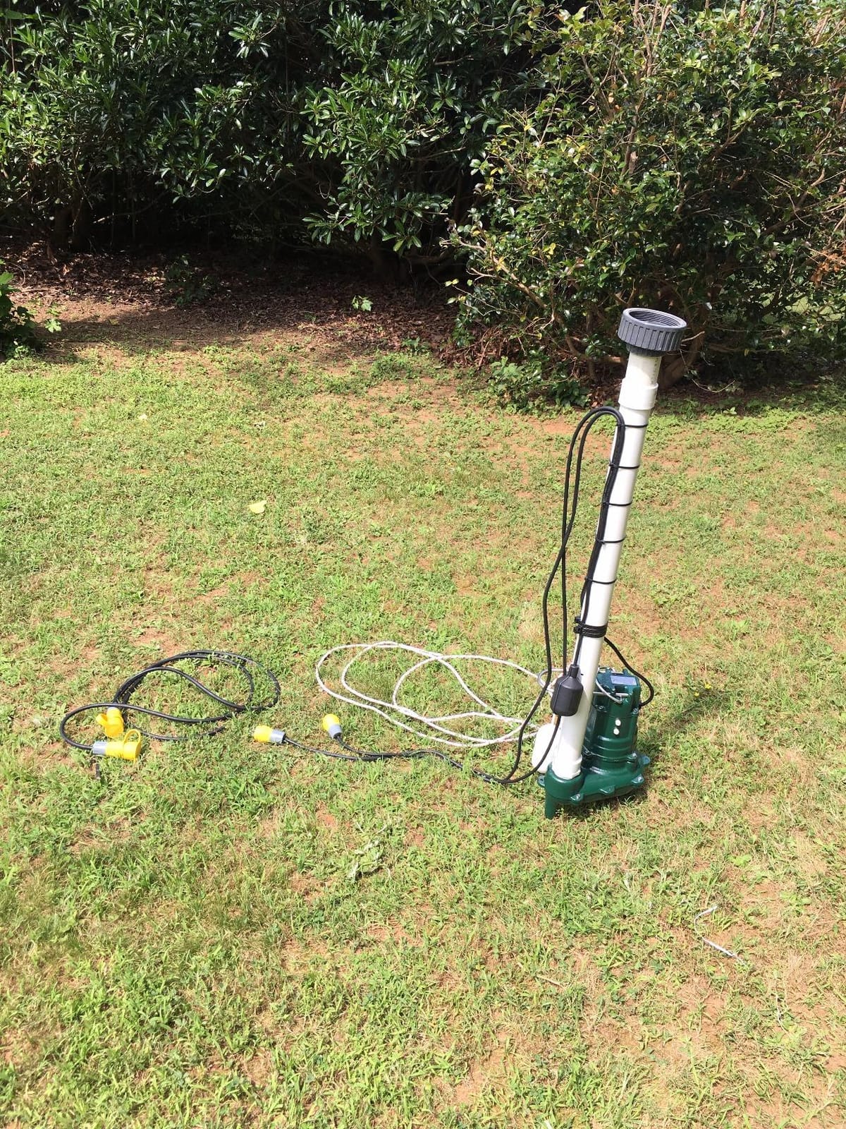 Zoeller Waste-Mate 267-0001 Sewage Pump, 1/2 HP Automatic - Heavy-Duty Submersible Sewage, Effluent or Dewatering Pump customer photo 1